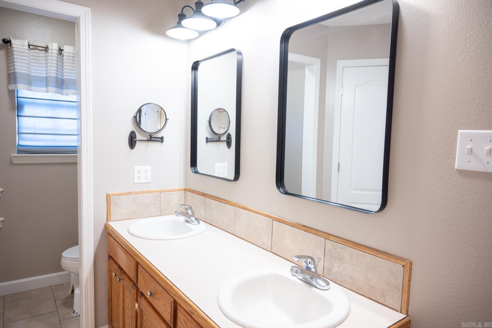 DOVE CREEK - Residential