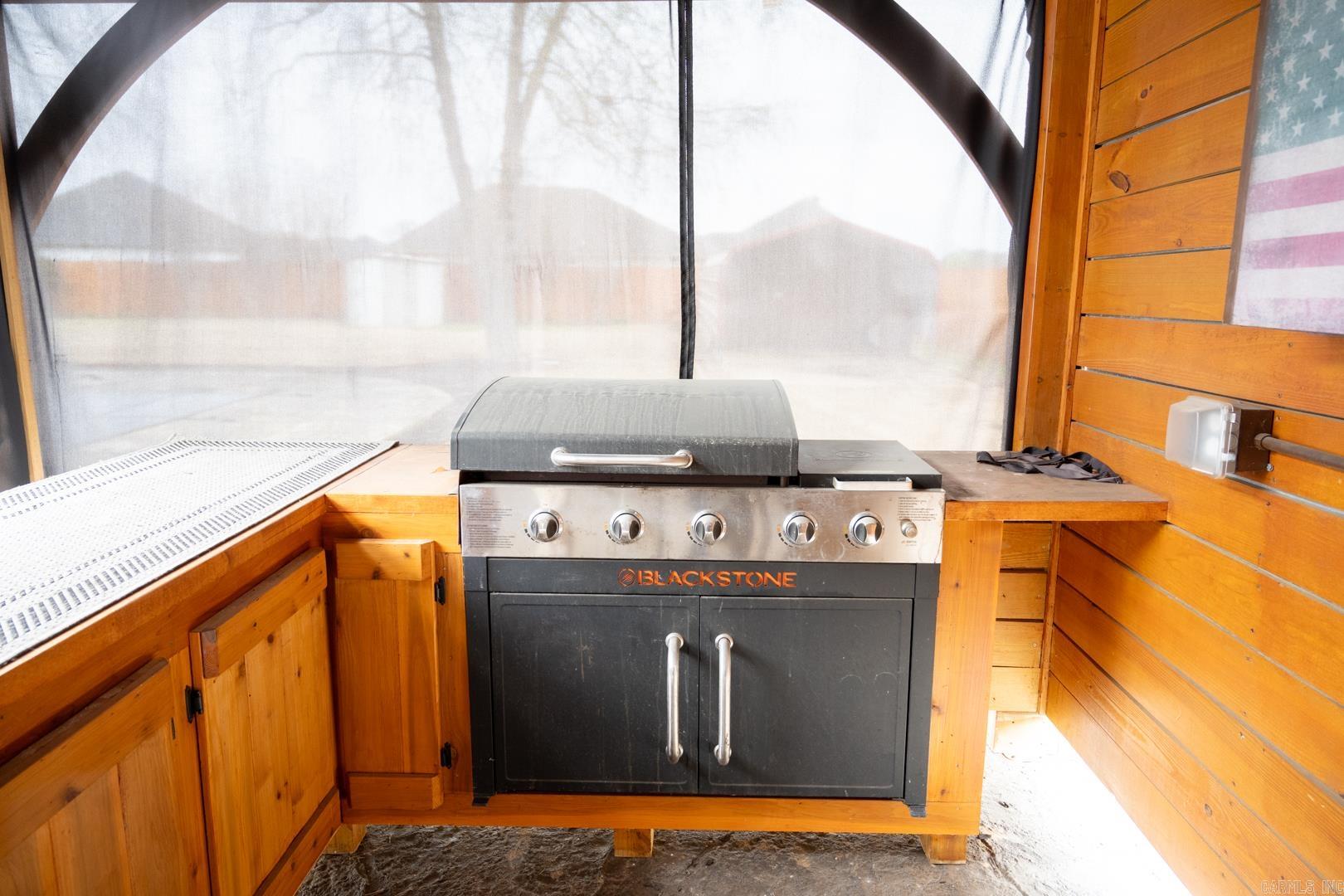 DOVE CREEK - Residential