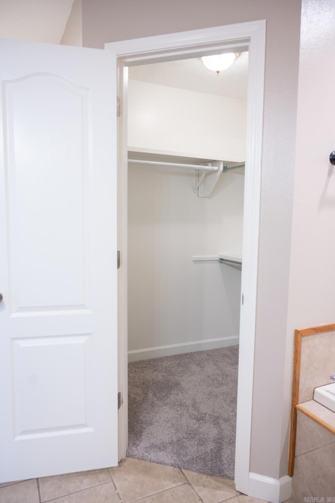 DOVE CREEK - Residential