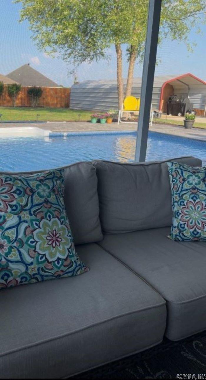 DOVE CREEK - Residential