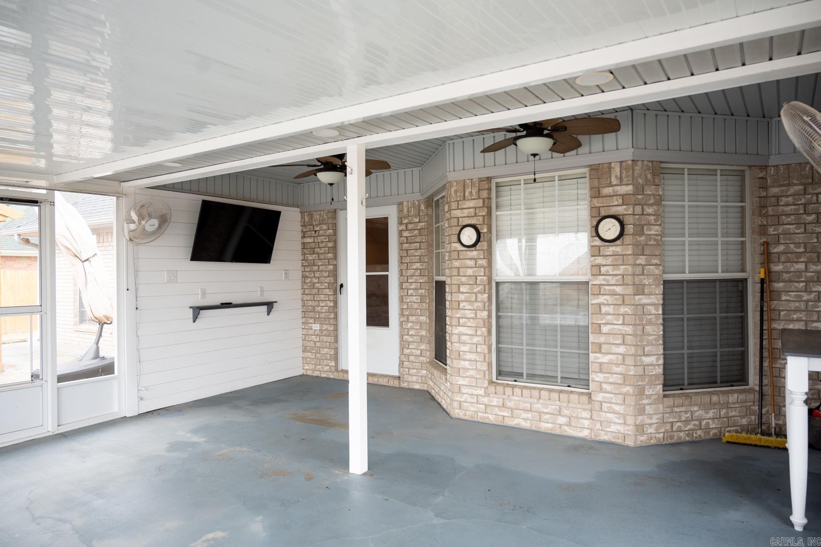 DOVE CREEK - Residential