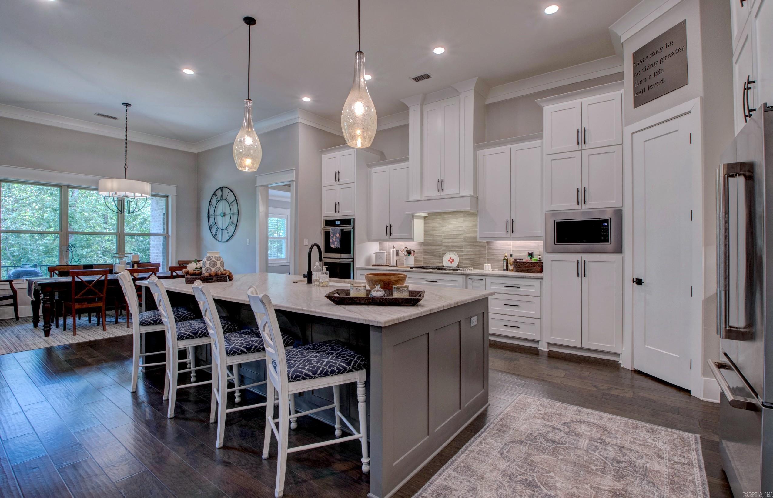 CHENAL VALLEY "FALSTONE COURT" - Residential