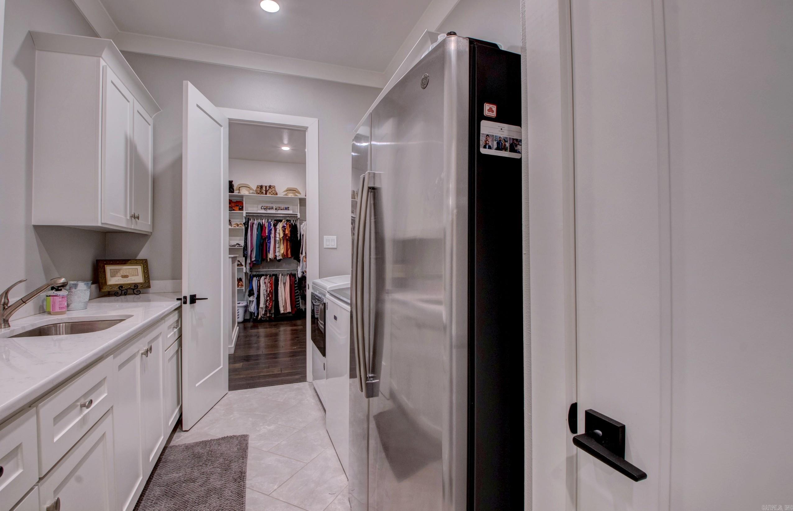 CHENAL VALLEY "FALSTONE COURT" - Residential