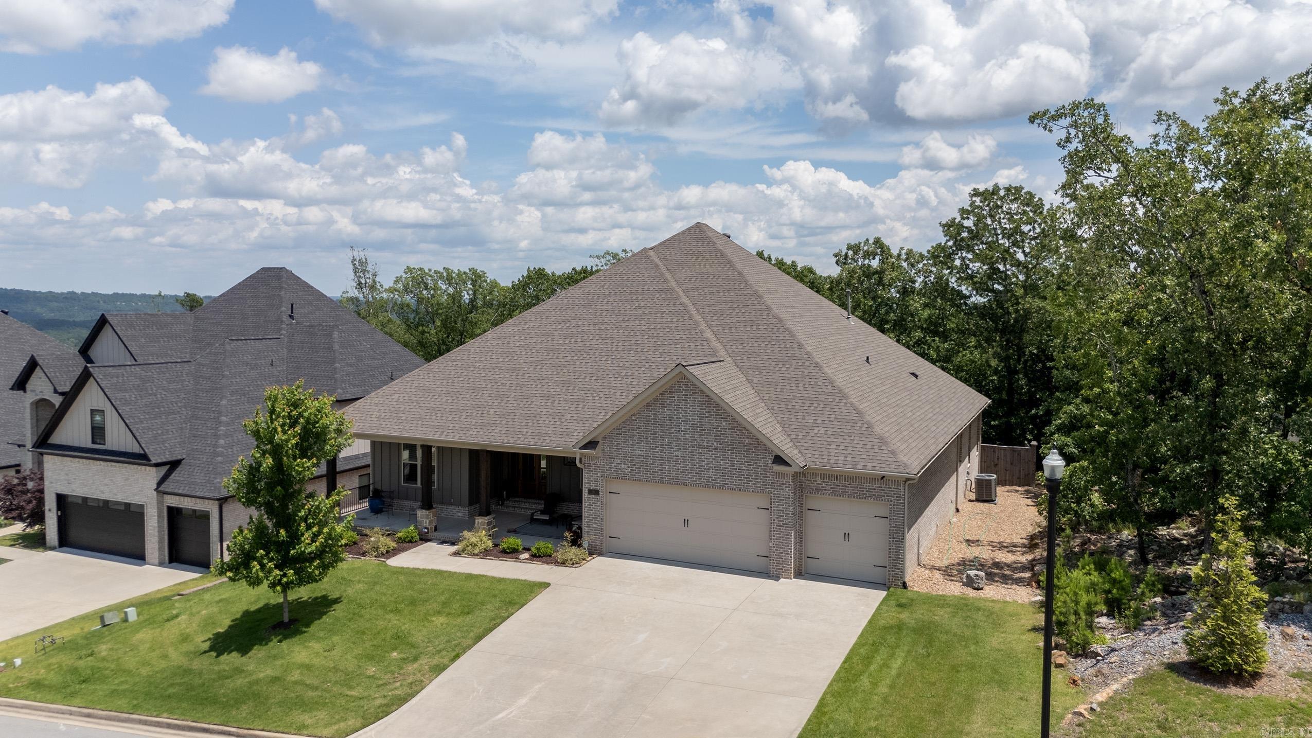 CHENAL VALLEY "FALSTONE COURT" - Residential