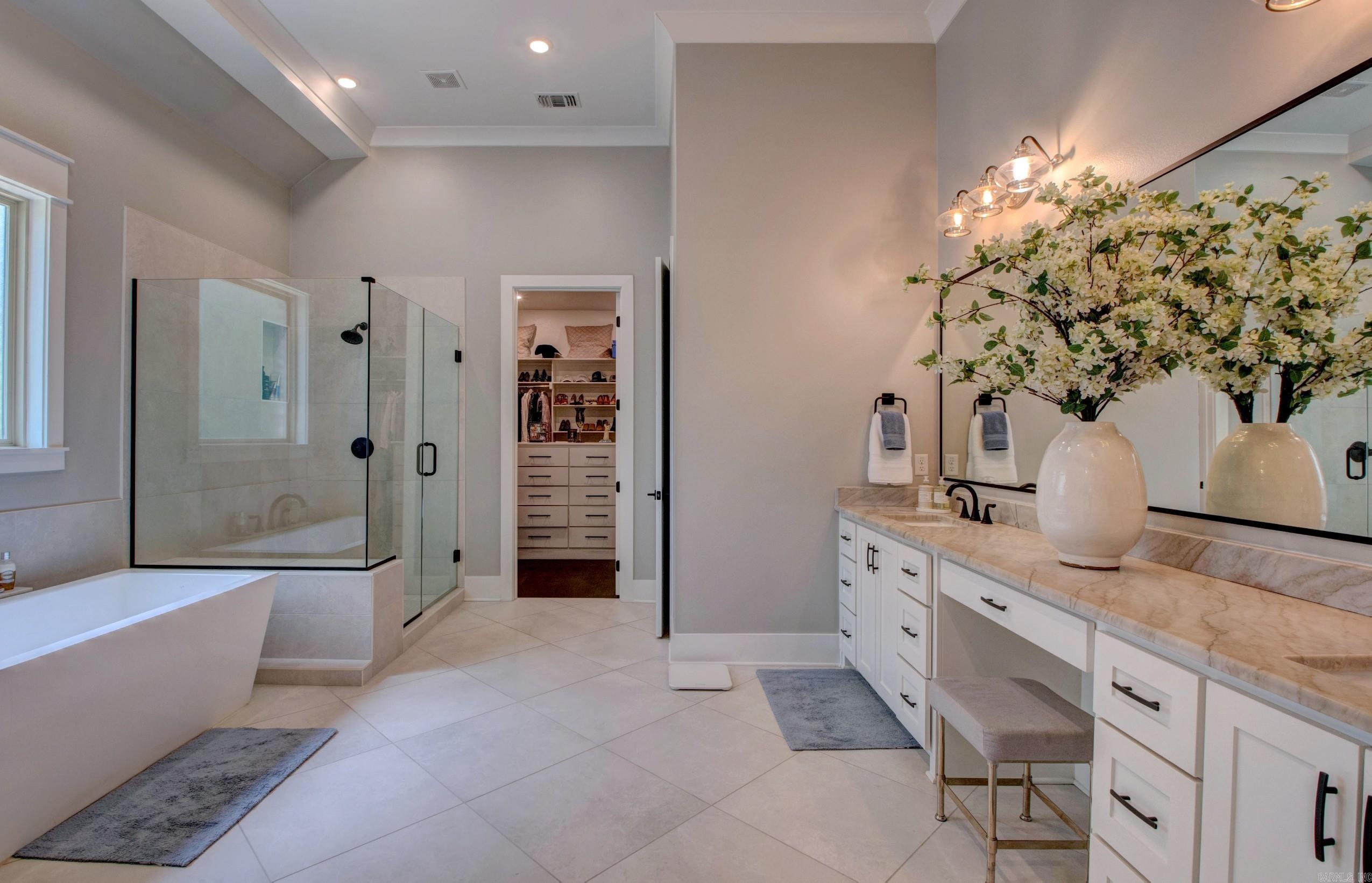 CHENAL VALLEY "FALSTONE COURT" - Residential