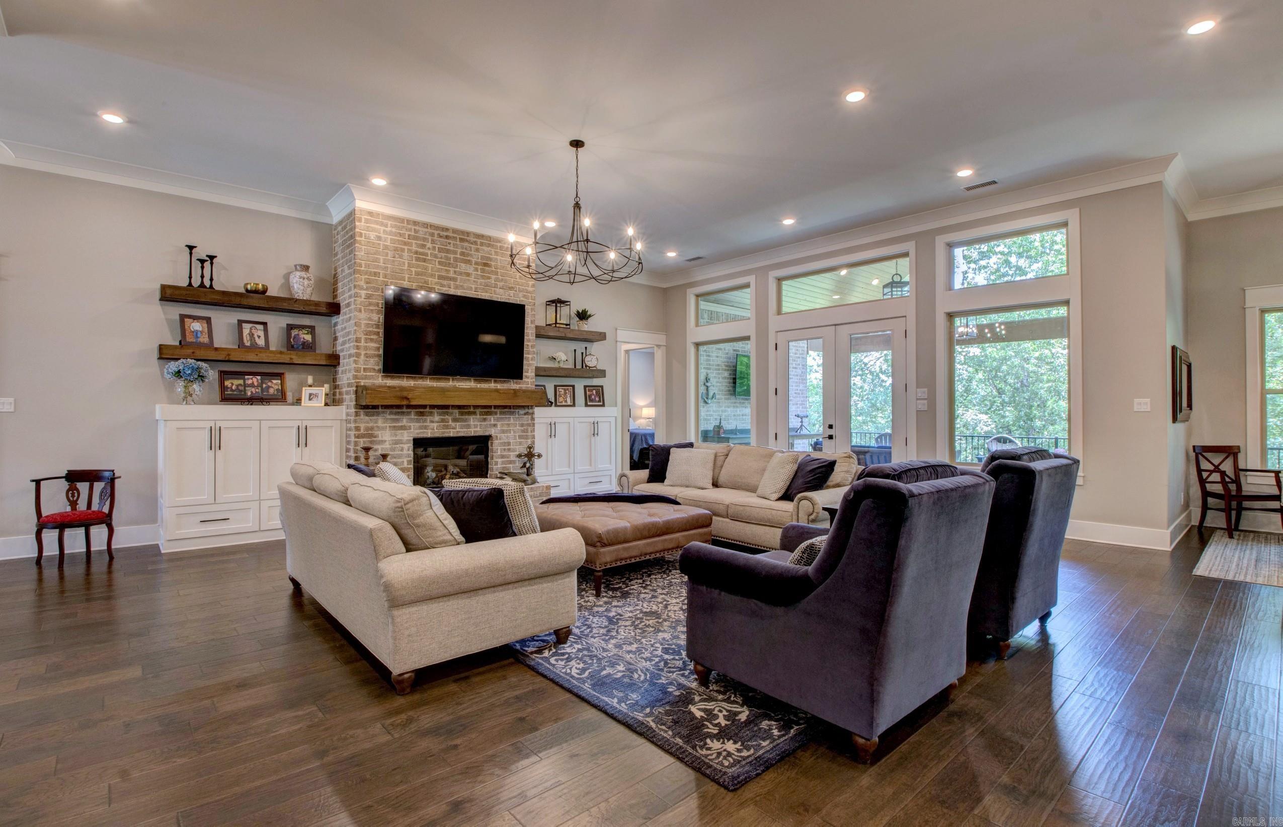 CHENAL VALLEY "FALSTONE COURT" - Residential