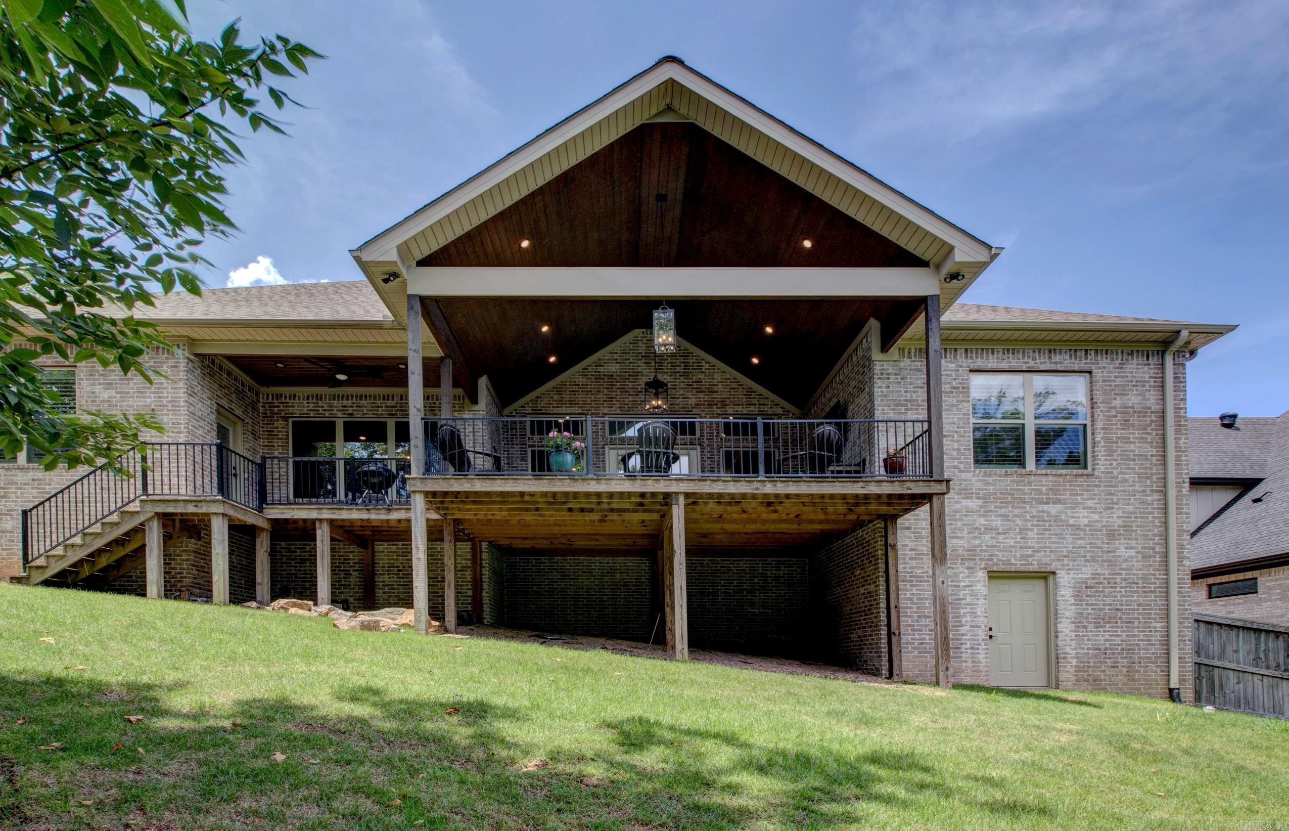 CHENAL VALLEY "FALSTONE COURT" - Residential