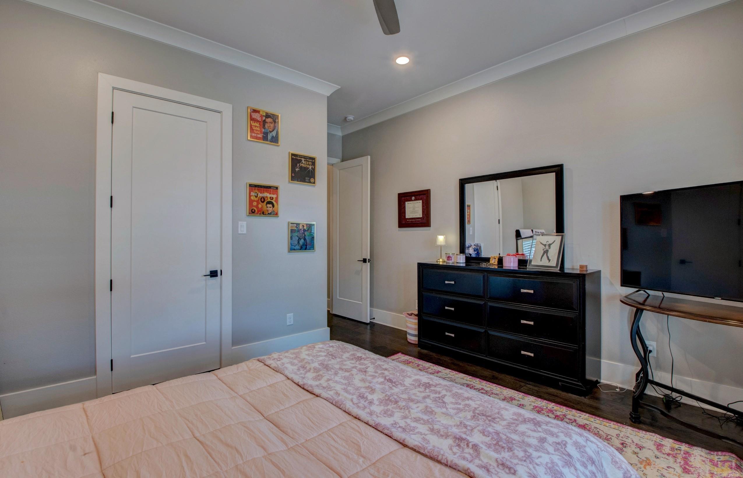 CHENAL VALLEY "FALSTONE COURT" - Residential