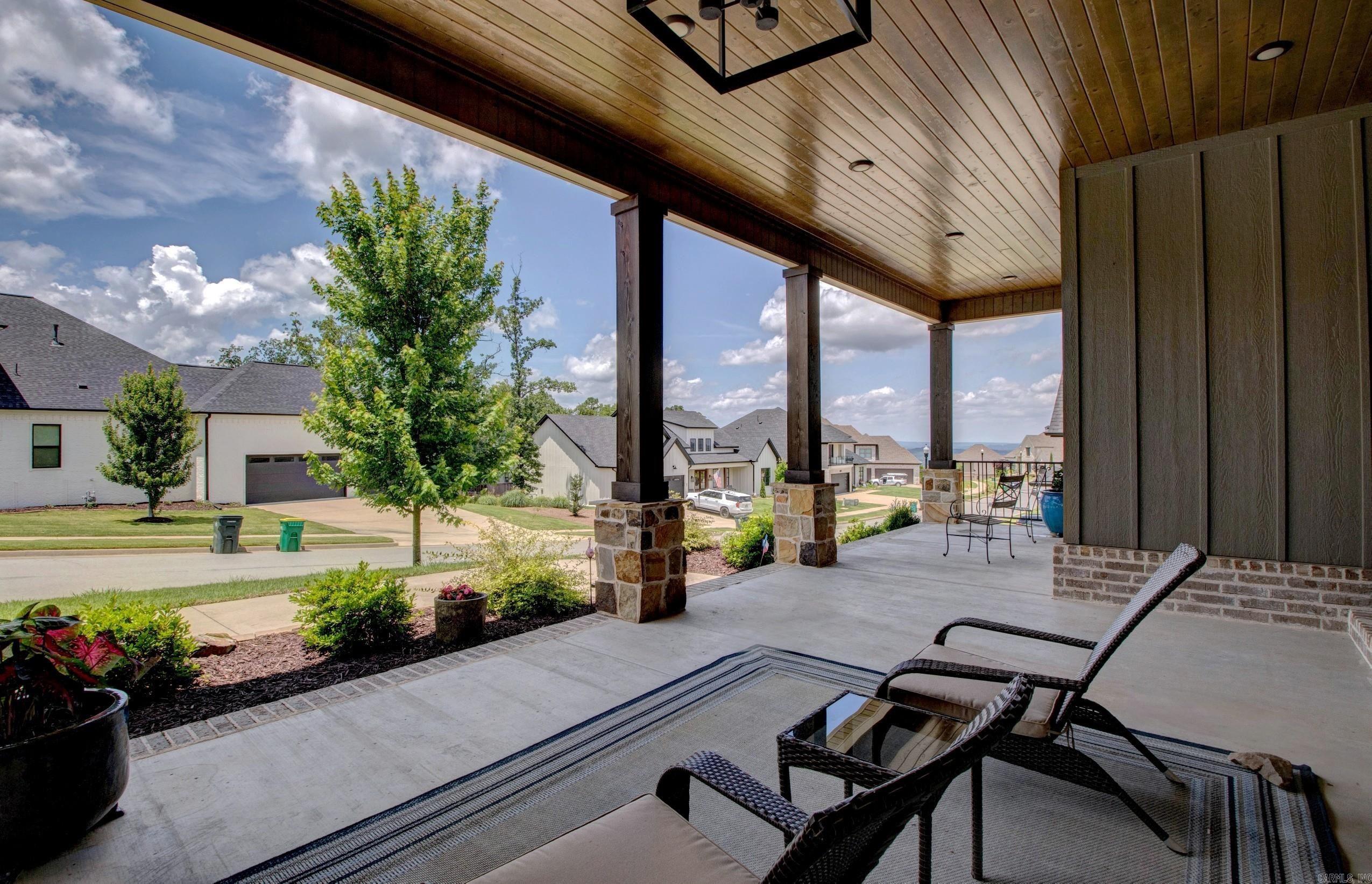 CHENAL VALLEY "FALSTONE COURT" - Residential