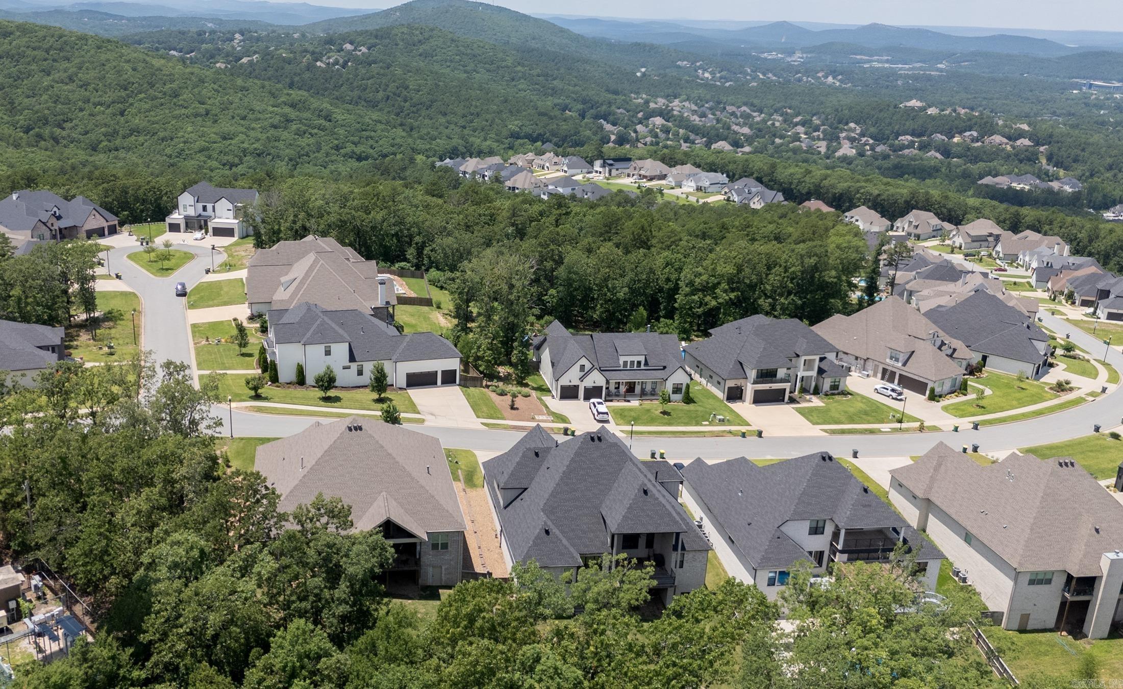 CHENAL VALLEY "FALSTONE COURT" - Residential