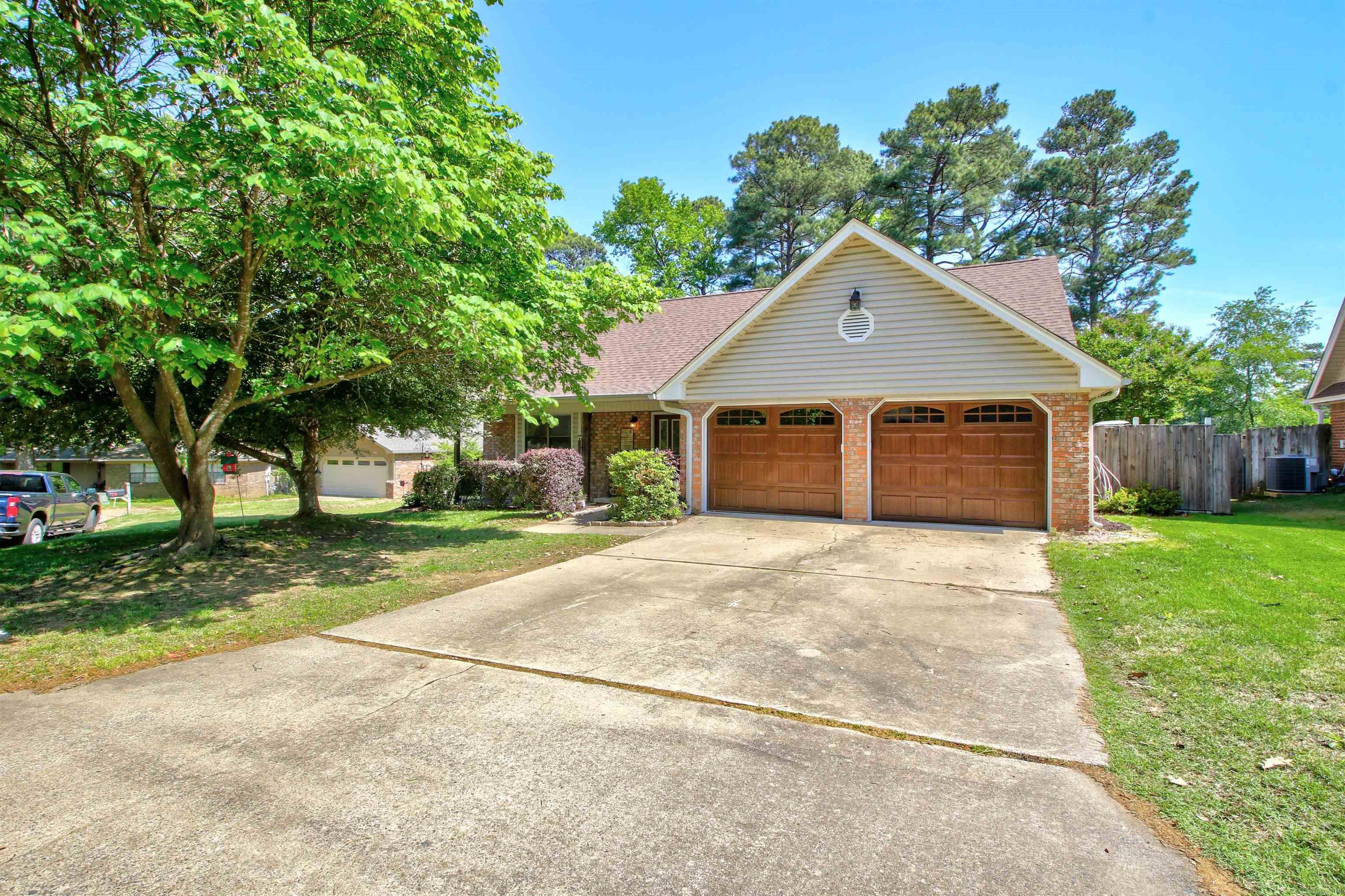 KIMBERLY MANOR ADDN - Residential