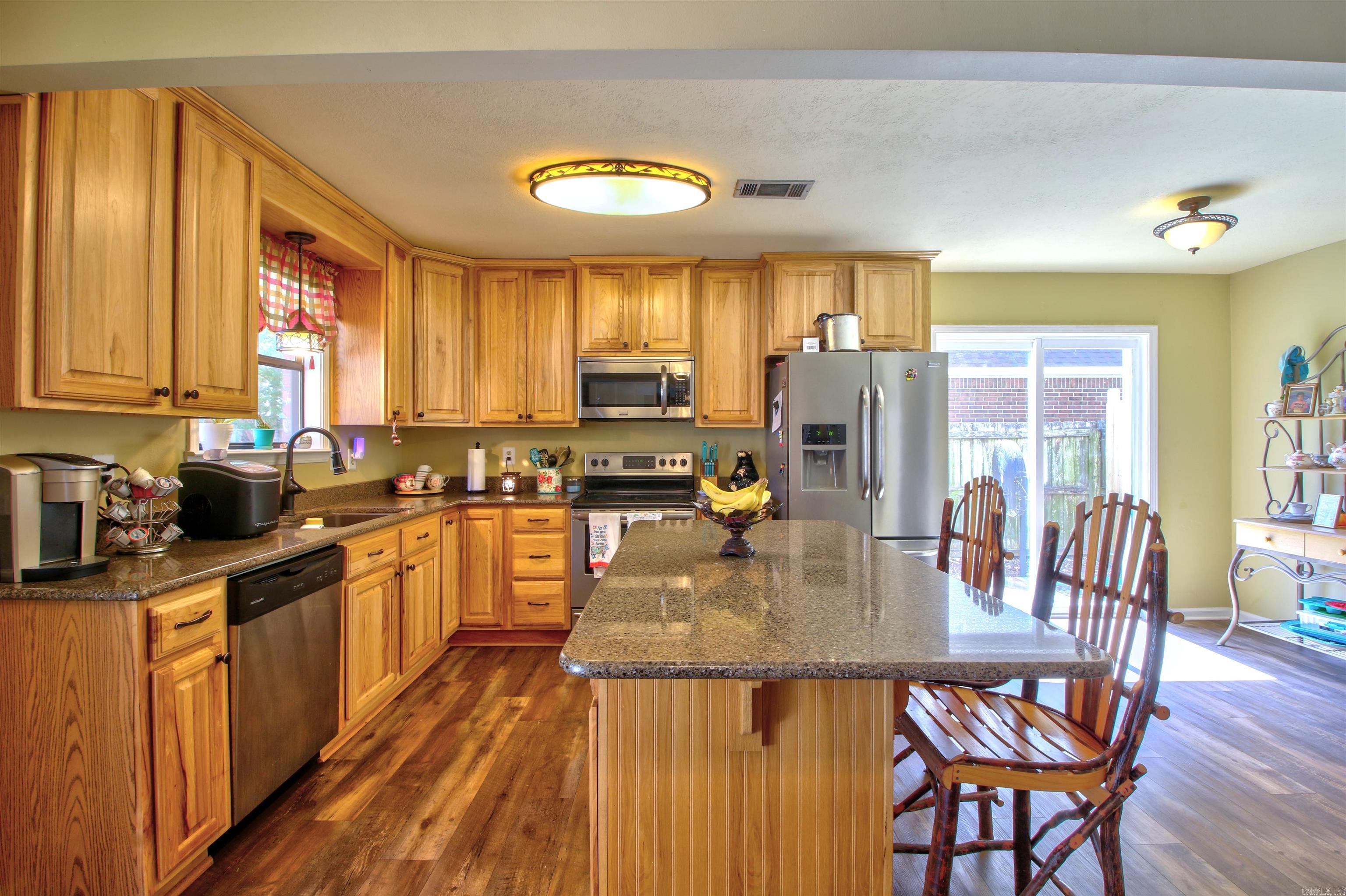 KIMBERLY MANOR ADDN - Residential