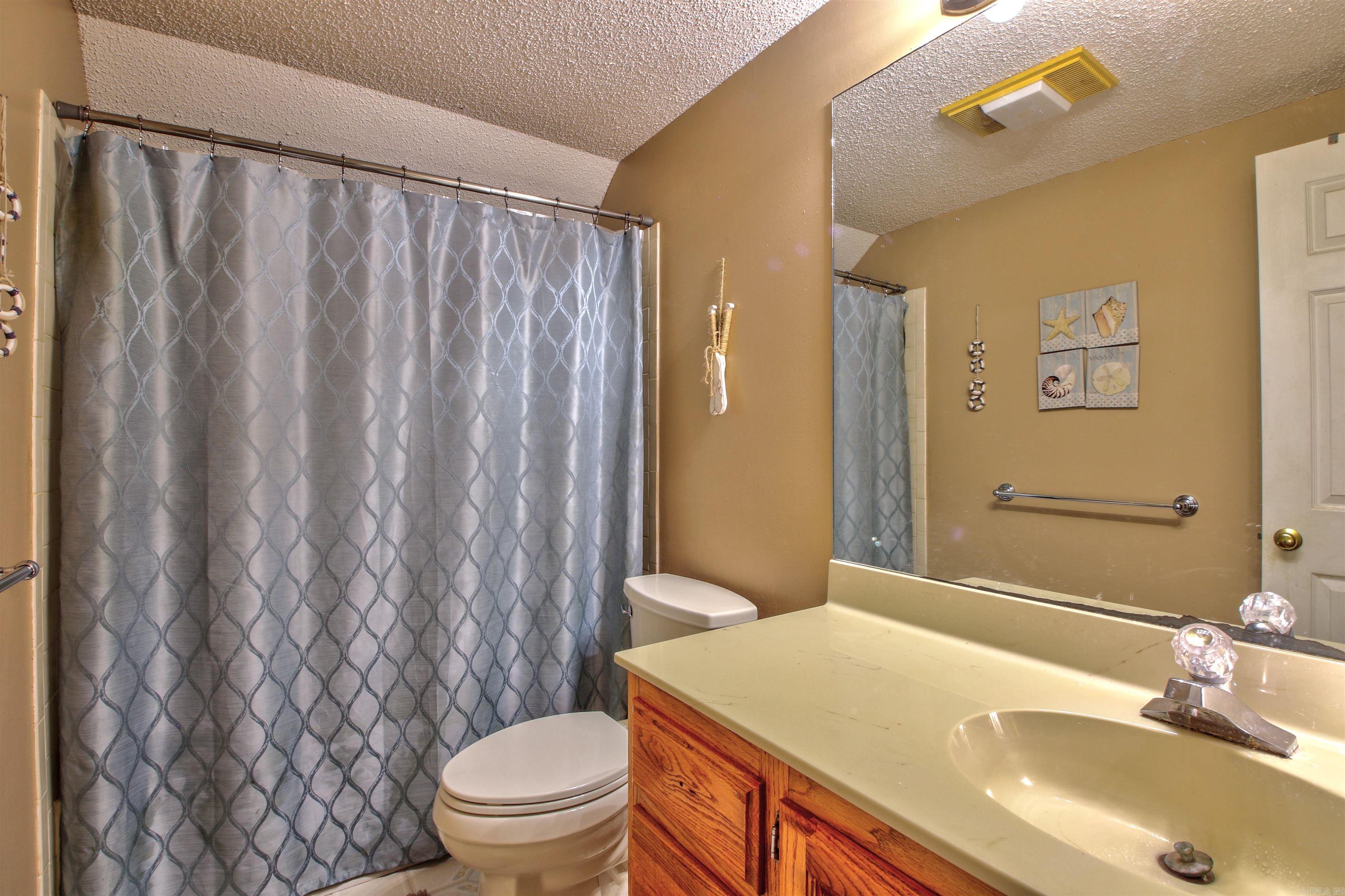 KIMBERLY MANOR ADDN - Residential