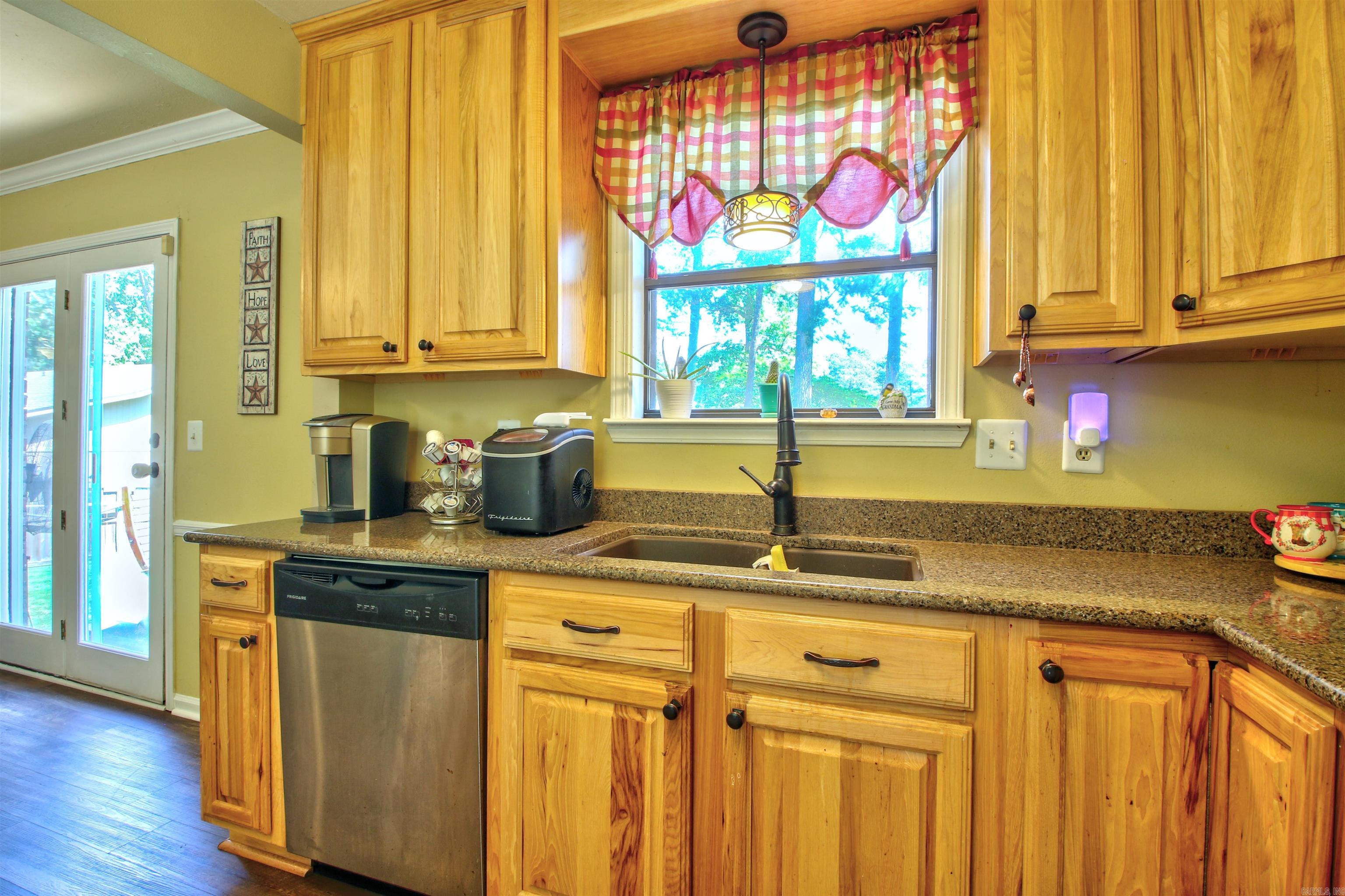 KIMBERLY MANOR ADDN - Residential