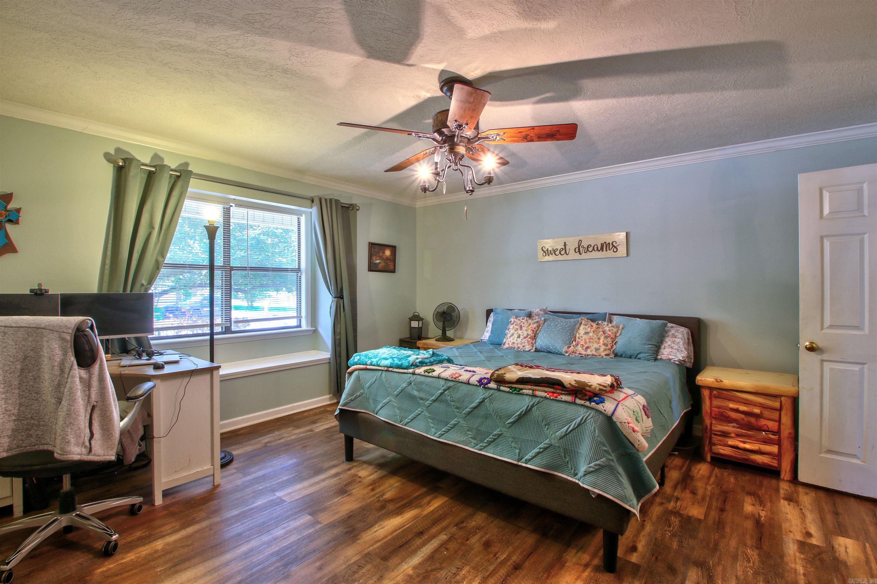 KIMBERLY MANOR ADDN - Residential