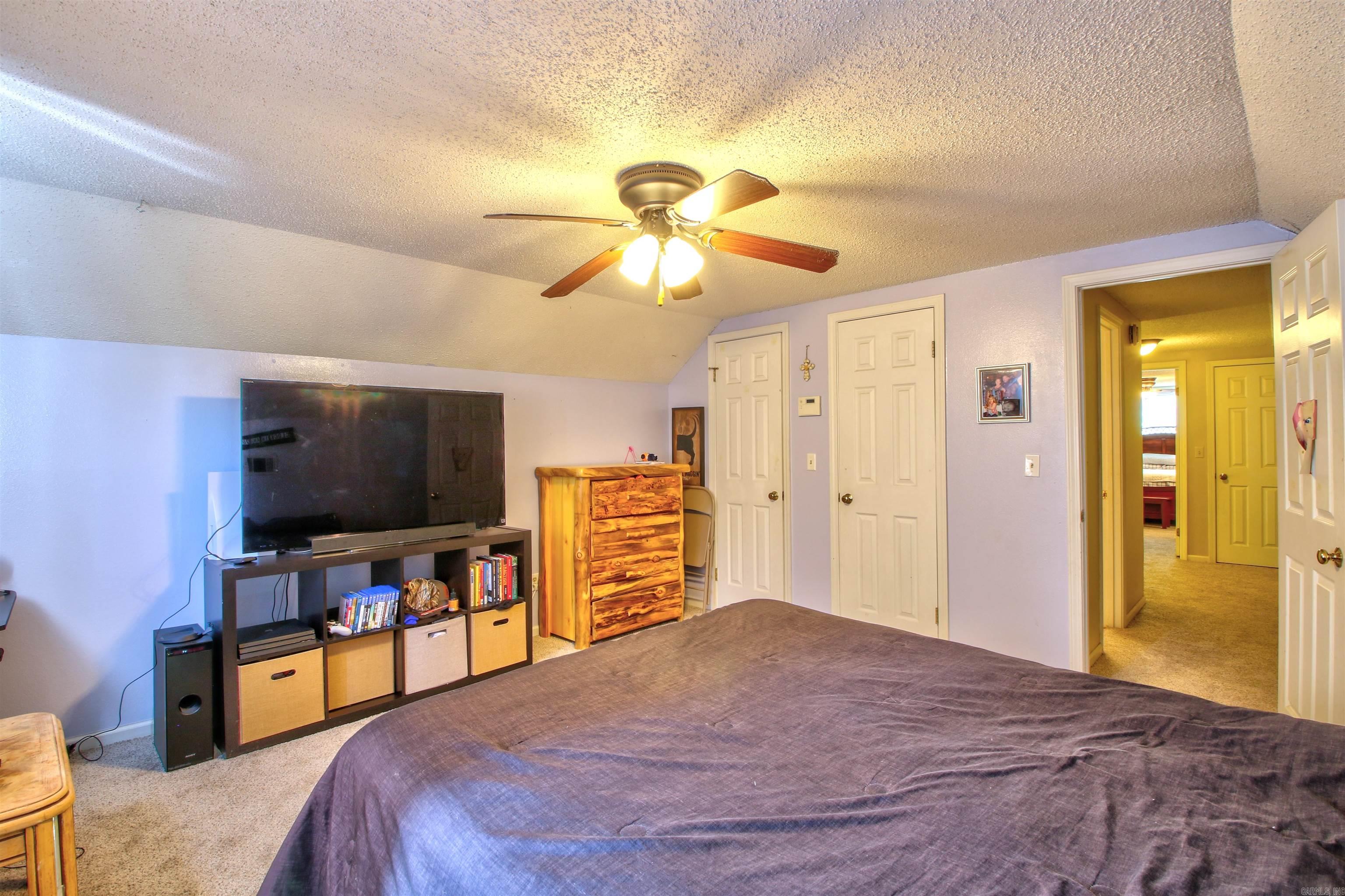 KIMBERLY MANOR ADDN - Residential