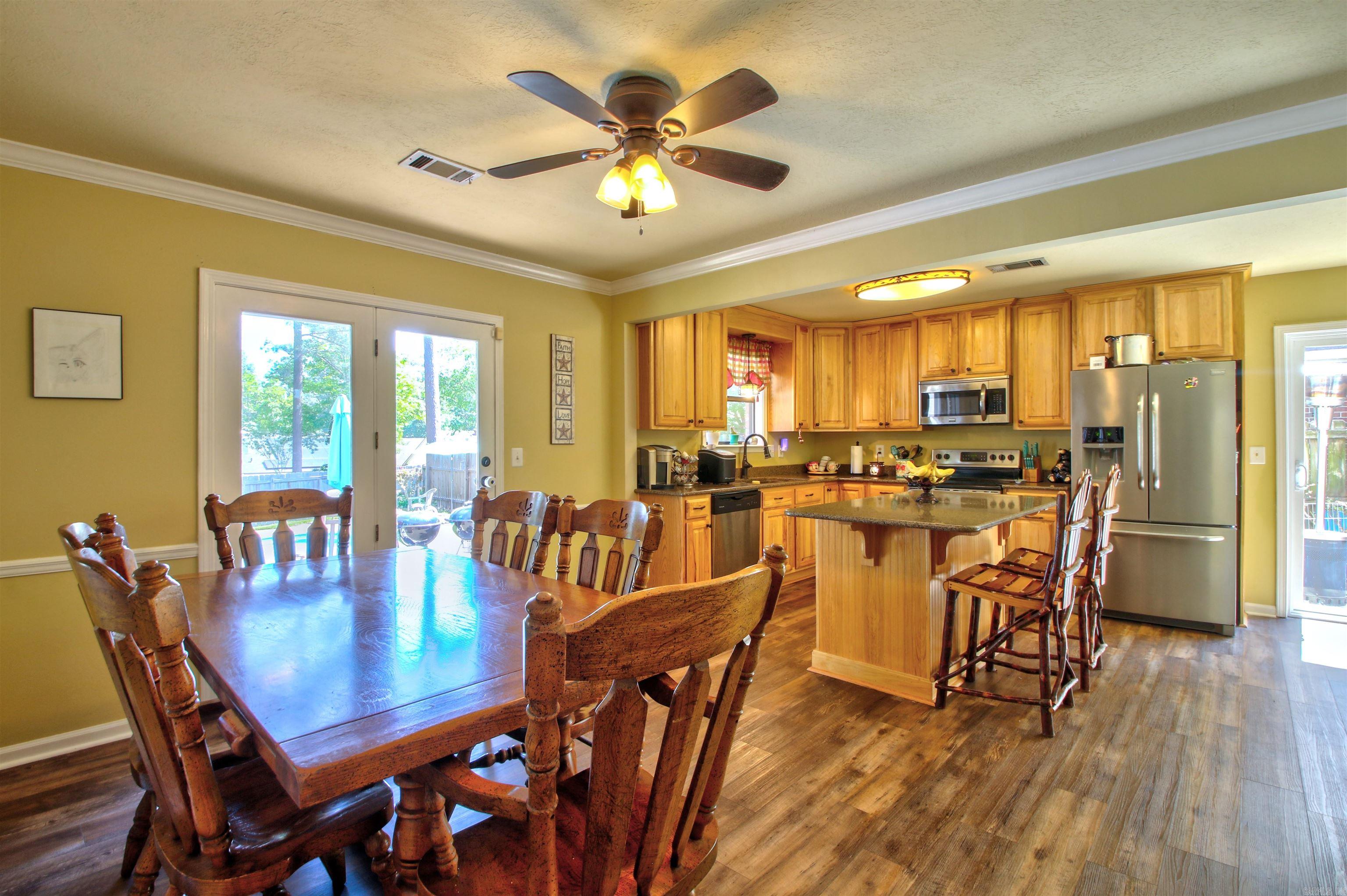 KIMBERLY MANOR ADDN - Residential