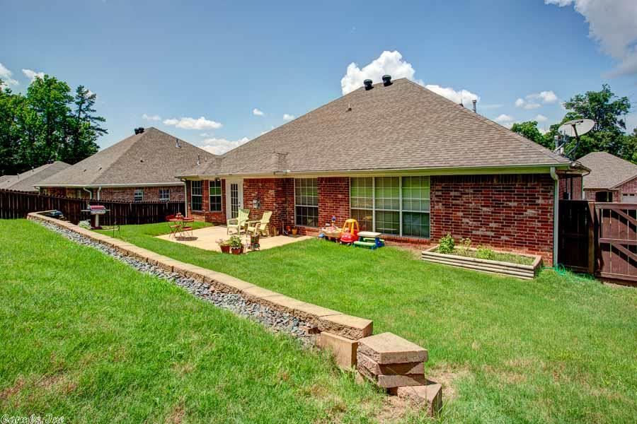 COUNTRY CLUB OF ARK THE - Residential