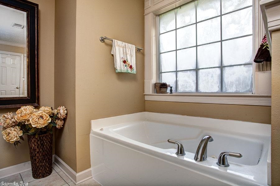 COUNTRY CLUB OF ARK THE - Residential