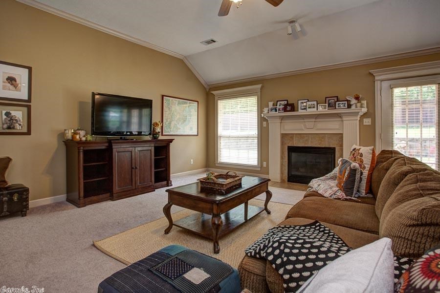 COUNTRY CLUB OF ARK THE - Residential