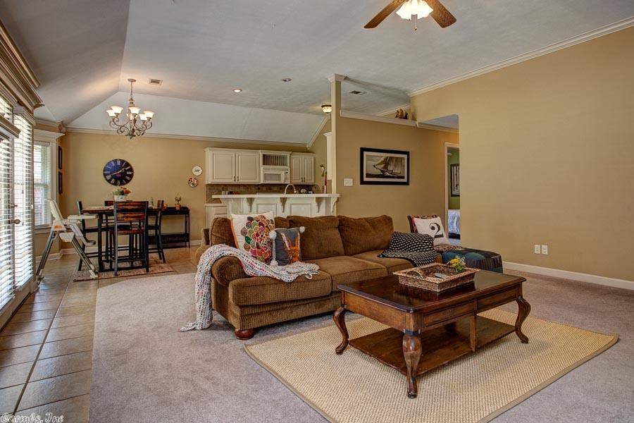 COUNTRY CLUB OF ARK THE - Residential