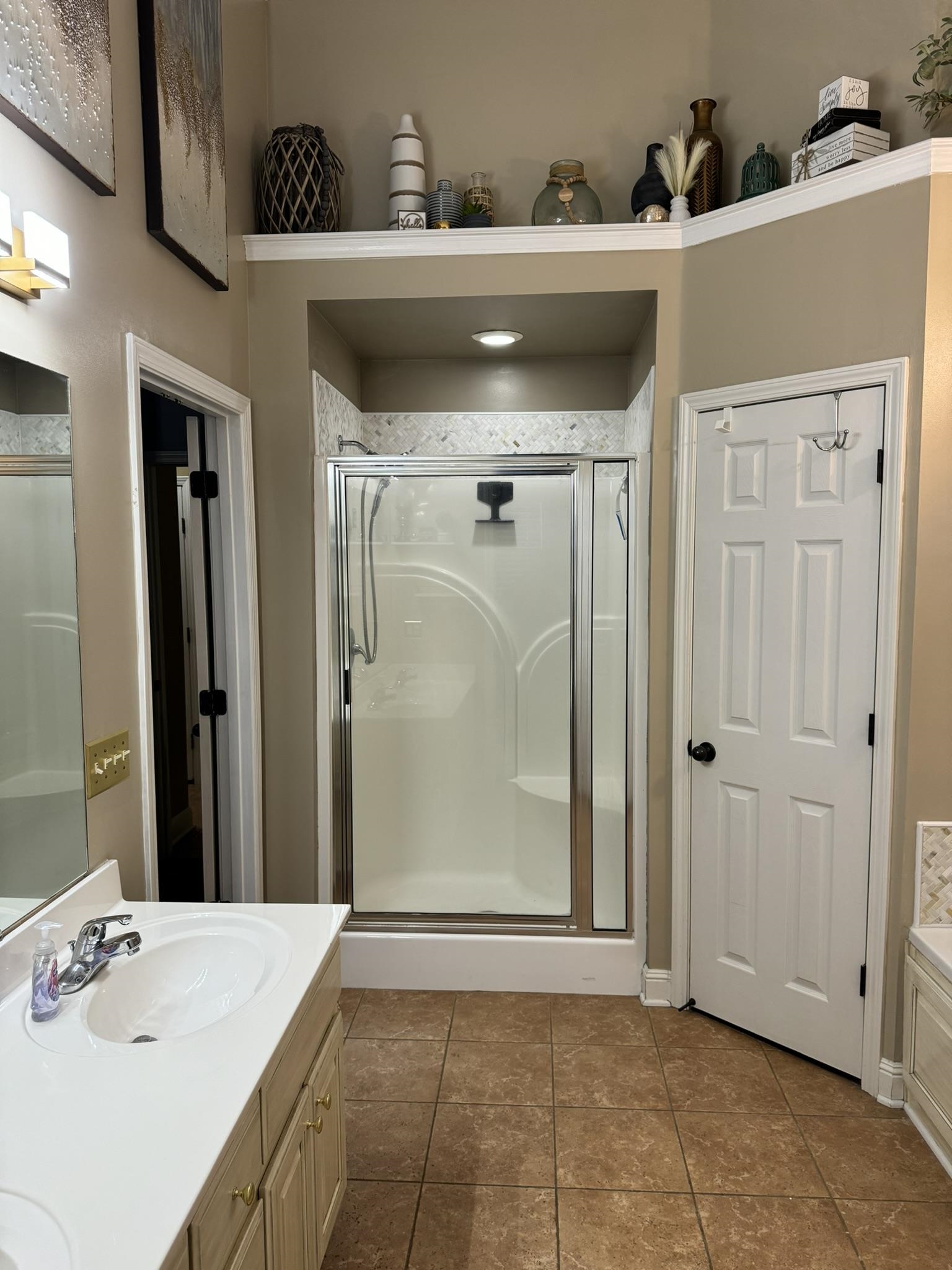 DELTA HIGHLANDS SUBDIVISION - Residential