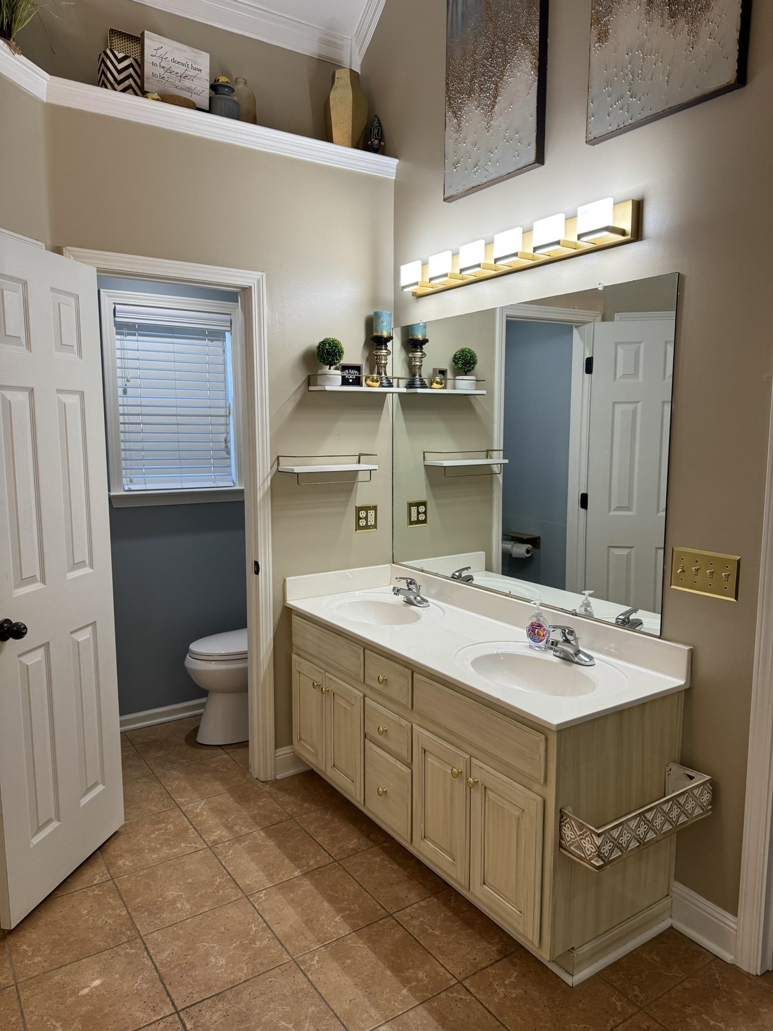 DELTA HIGHLANDS SUBDIVISION - Residential