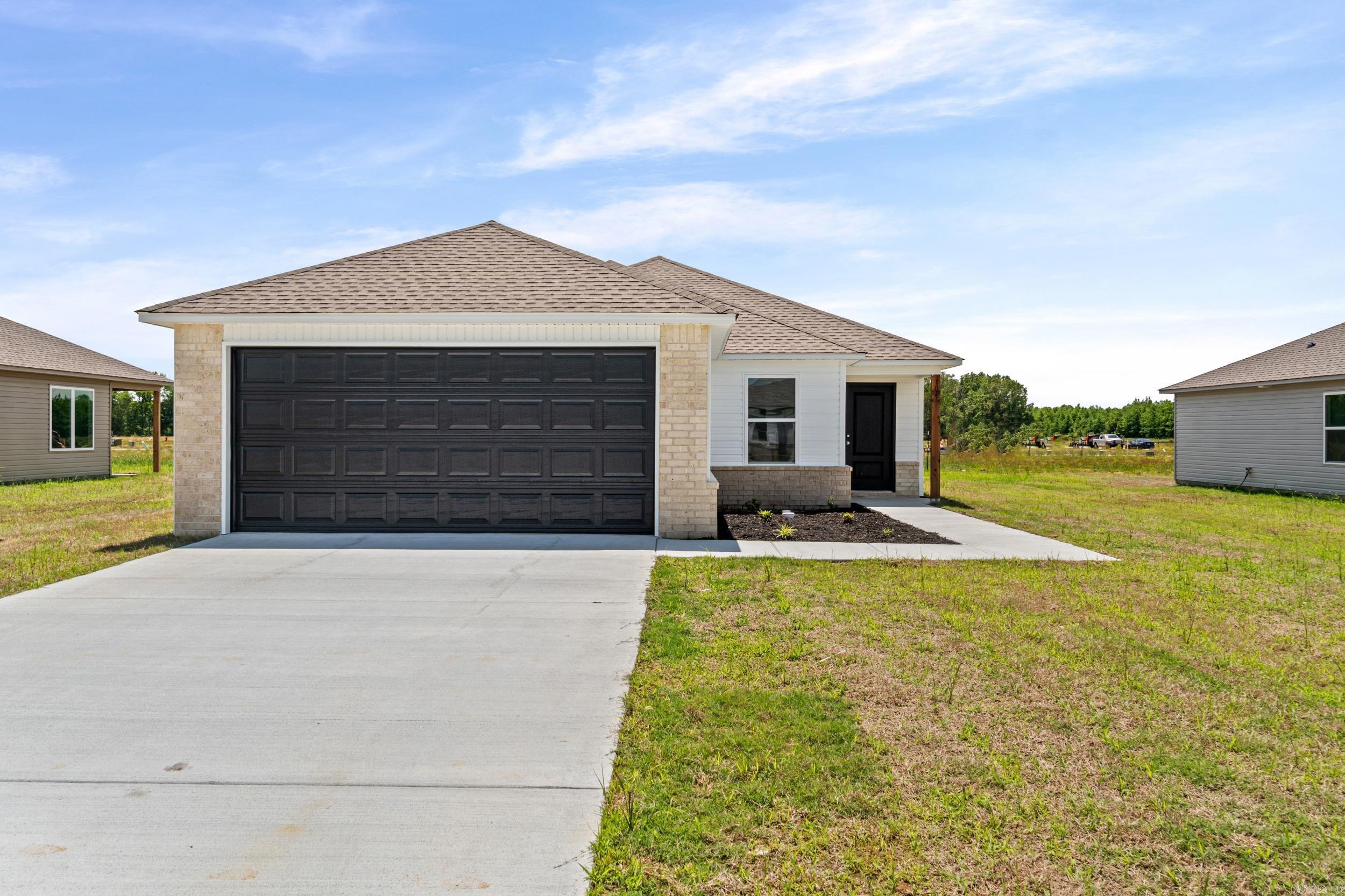 SOUTHFORK RANCH S/D PH I - Residential