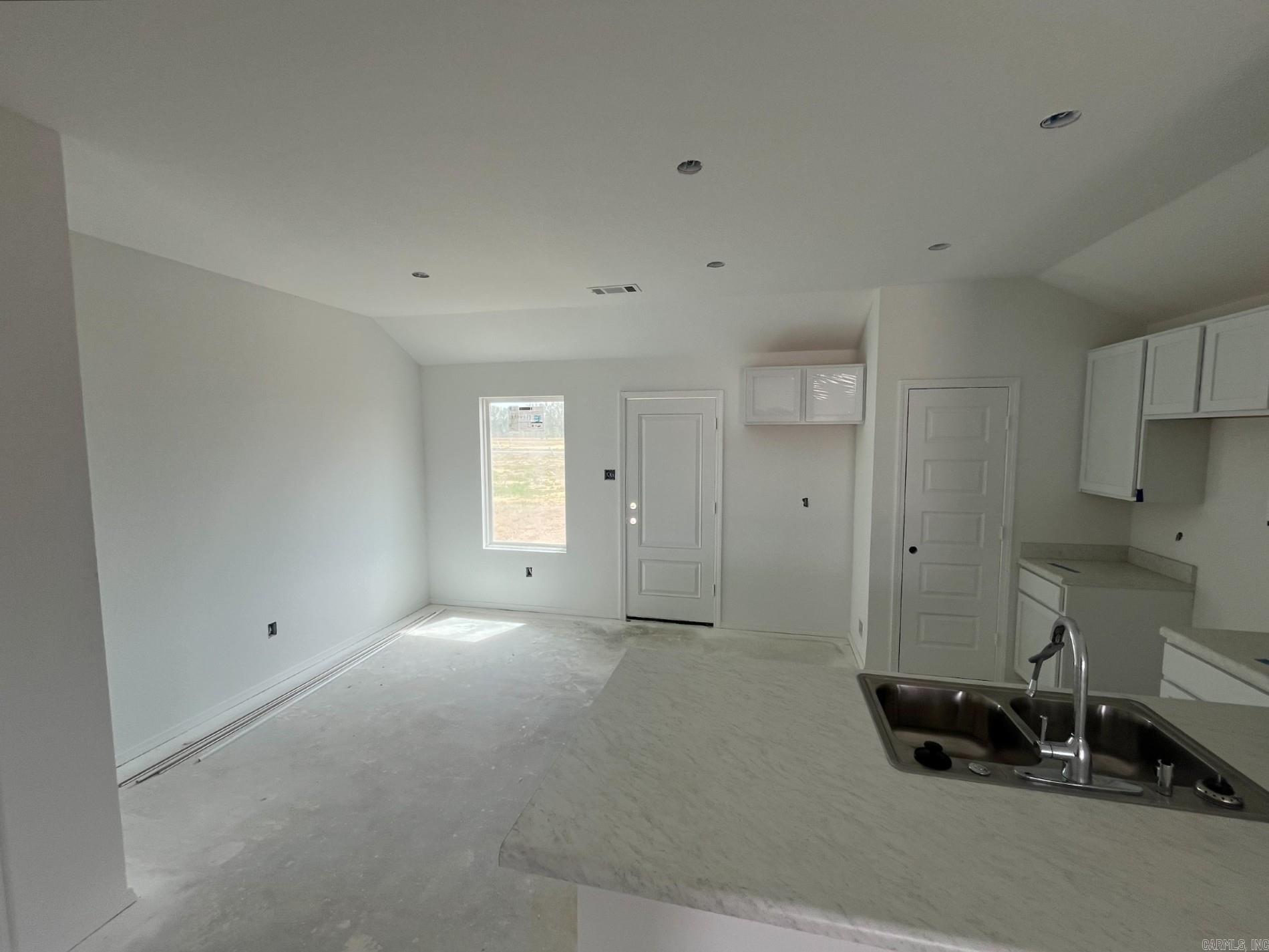 SOUTHFORK RANCH S/D PH I - Residential