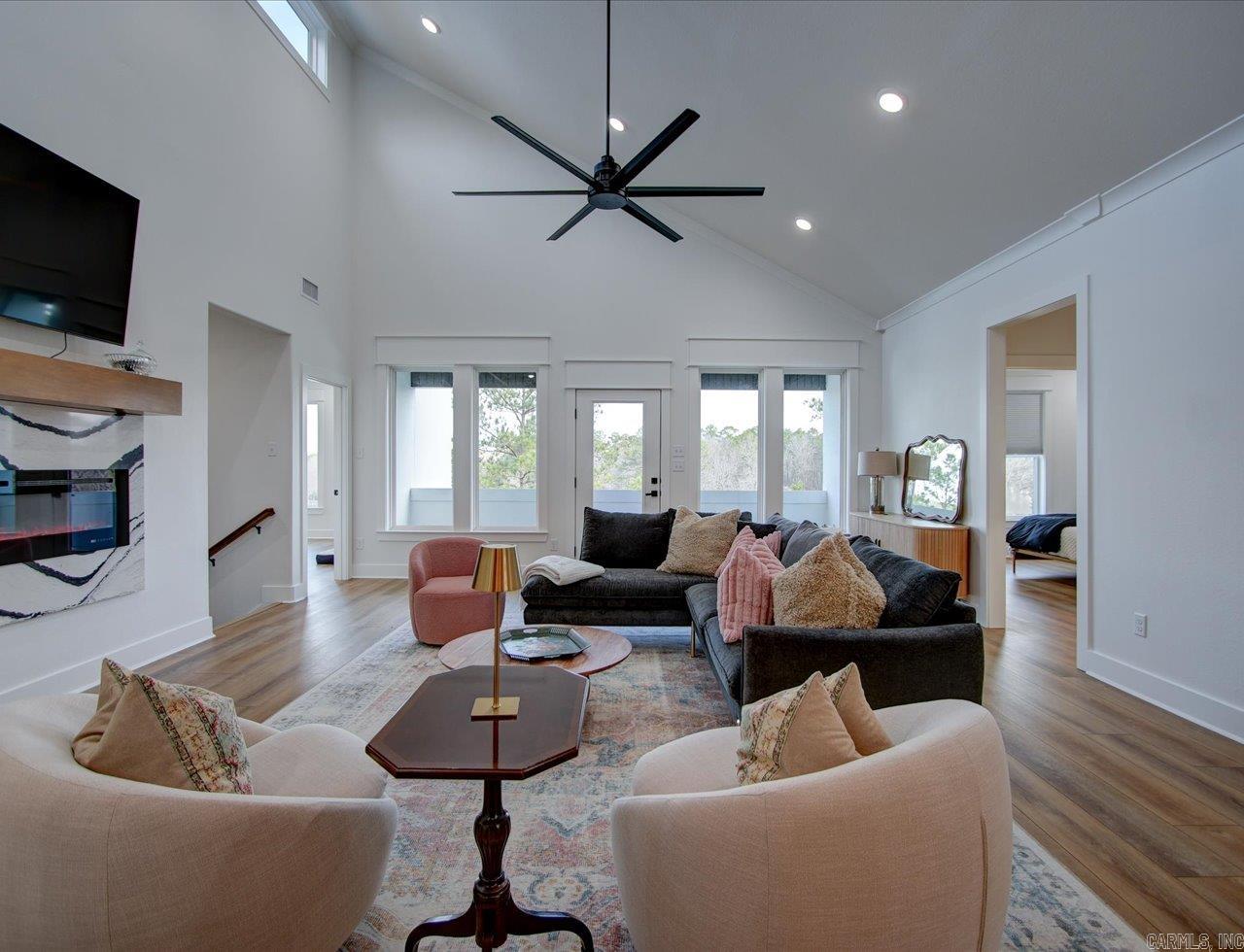 Lake Forest Shores - Residential