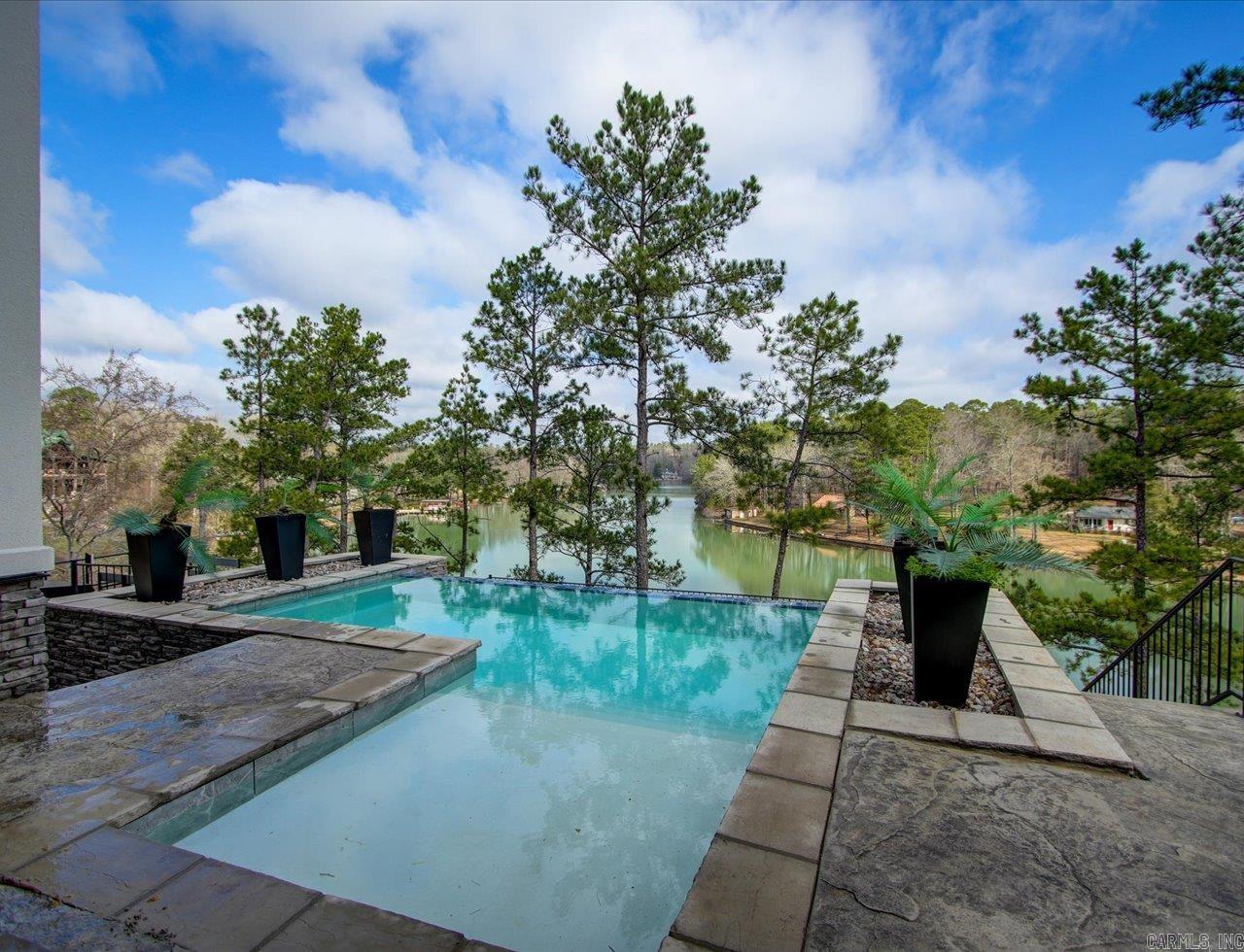 Lake Forest Shores - Residential