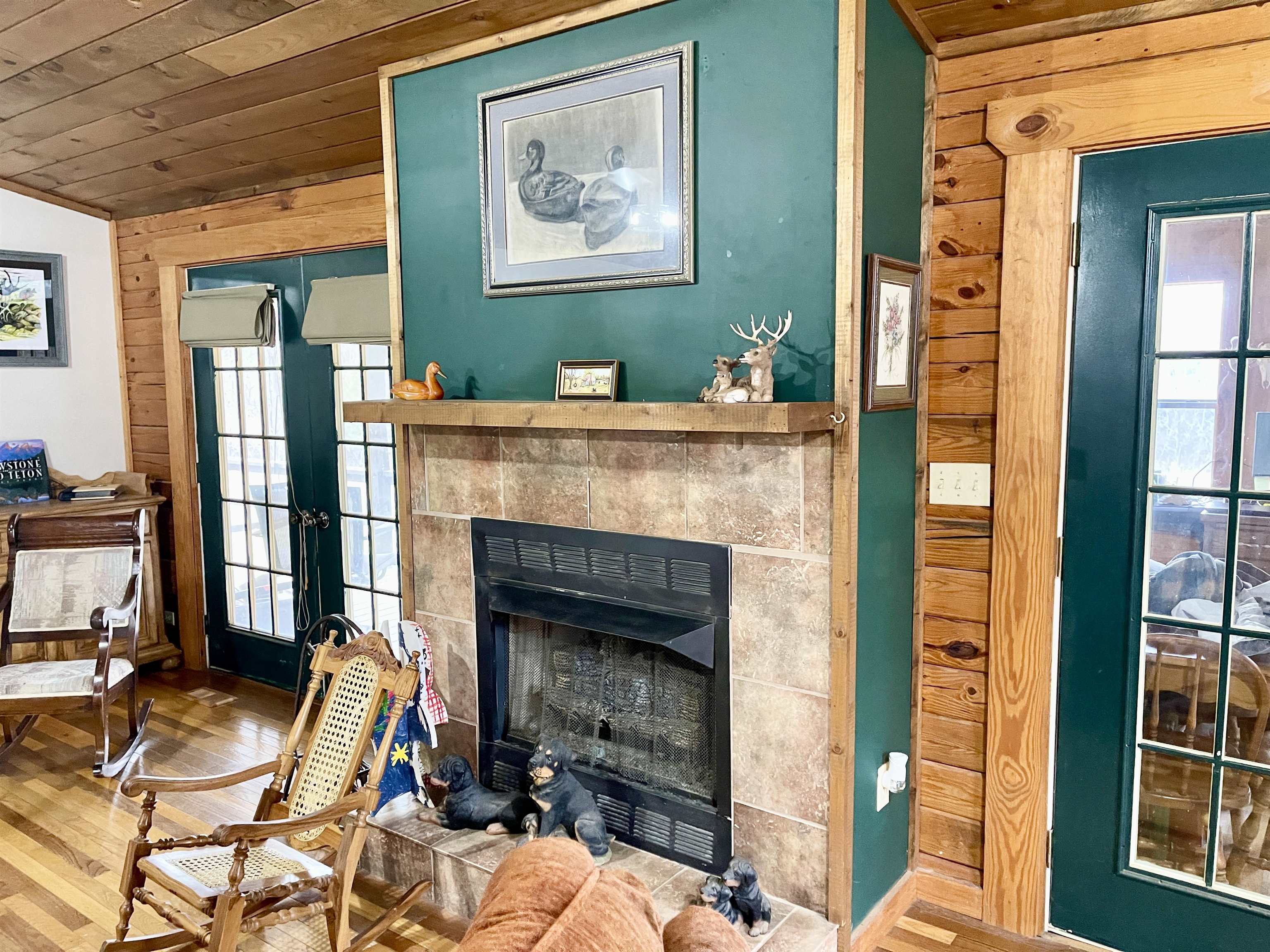 MOODY ESTATE - Residential