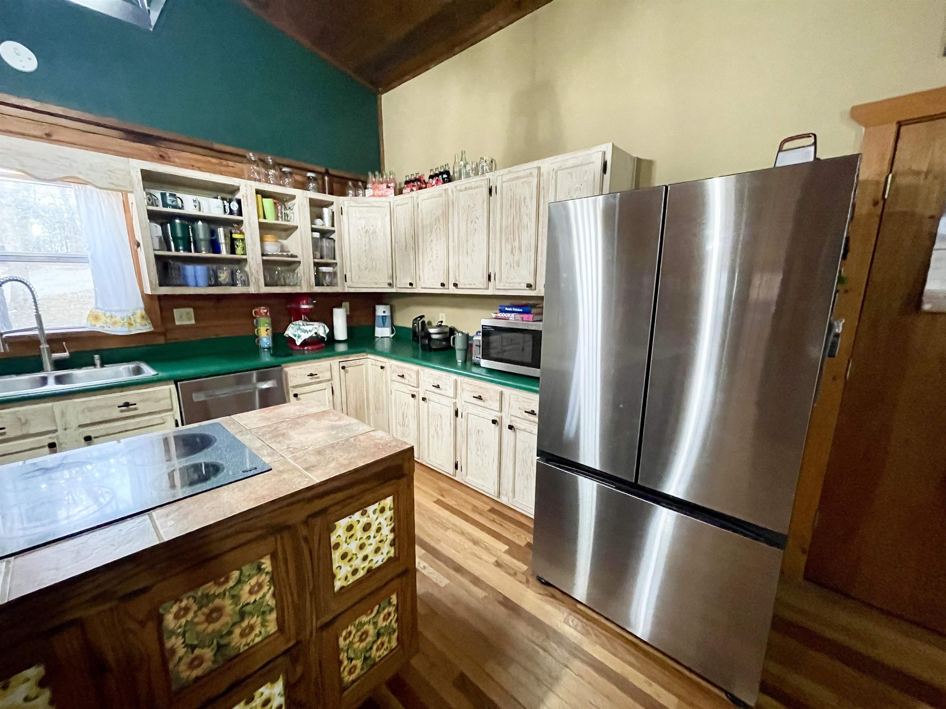 MOODY ESTATE - Residential