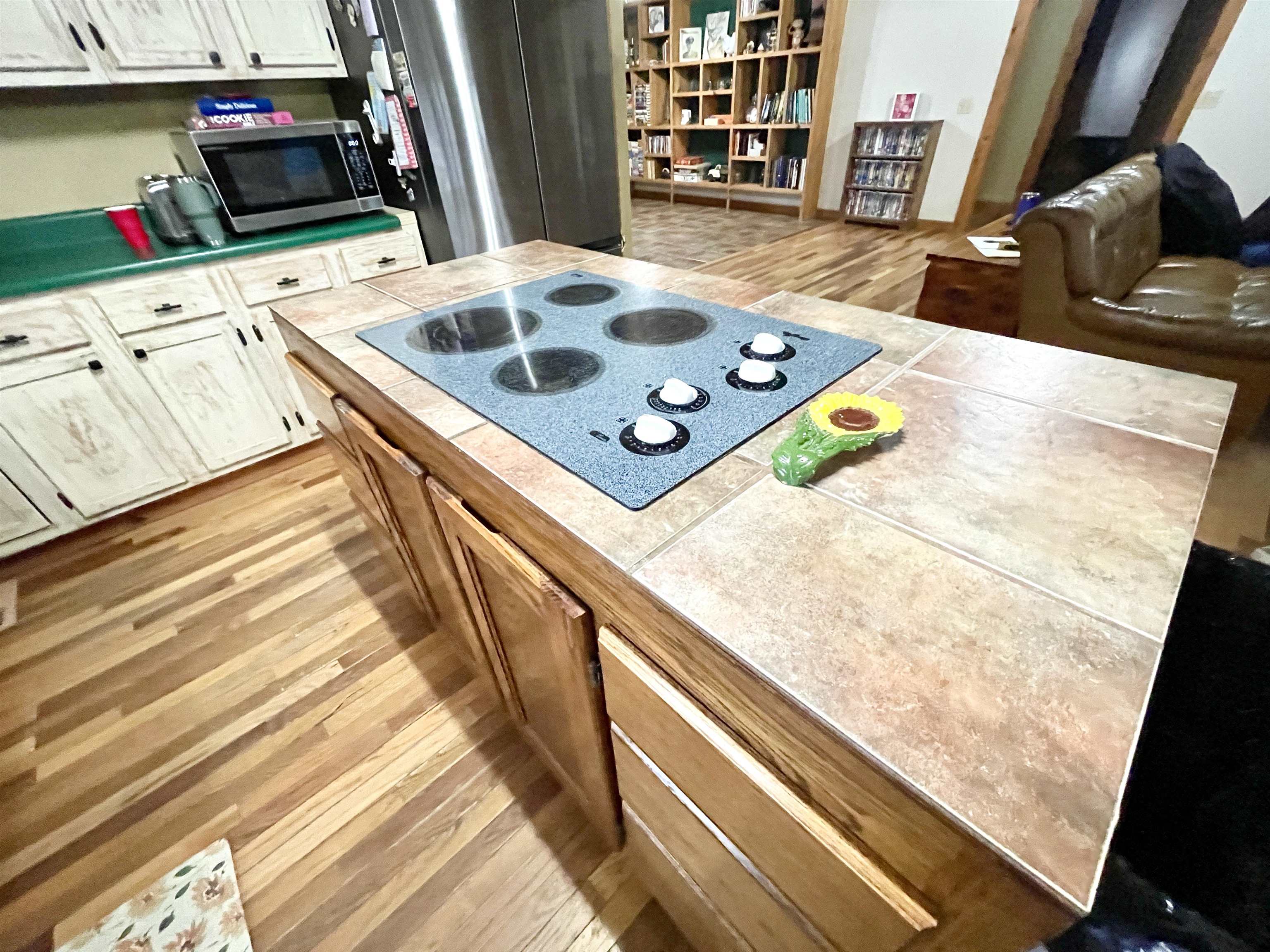 MOODY ESTATE - Residential