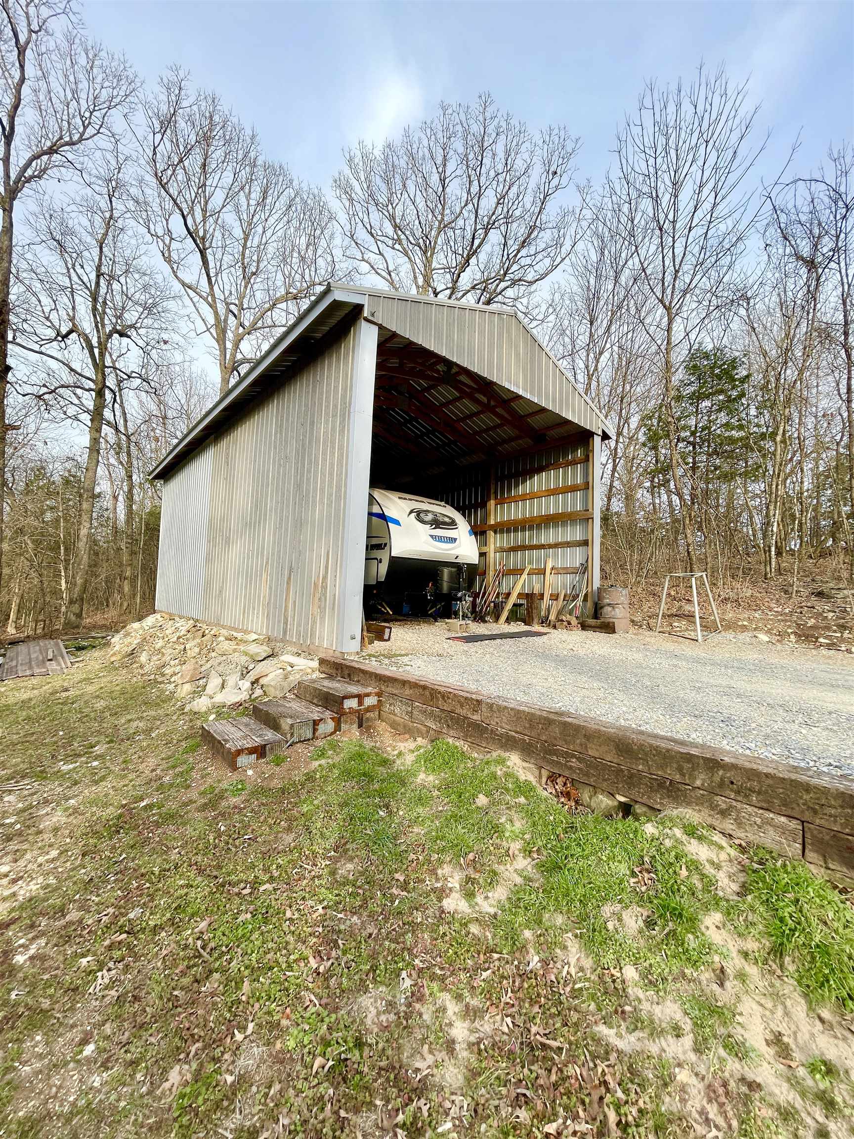 MOODY ESTATE - Residential