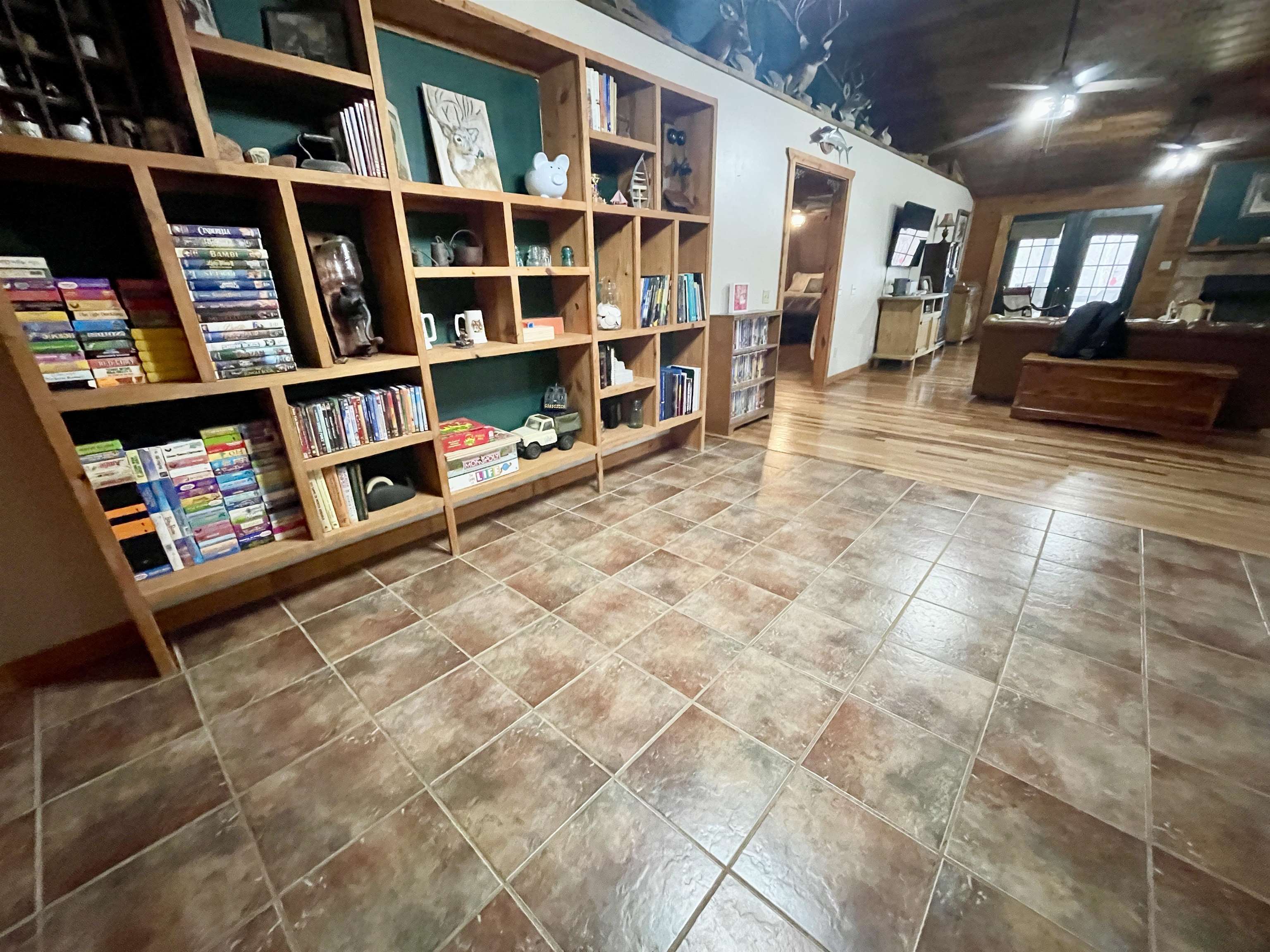 MOODY ESTATE - Residential