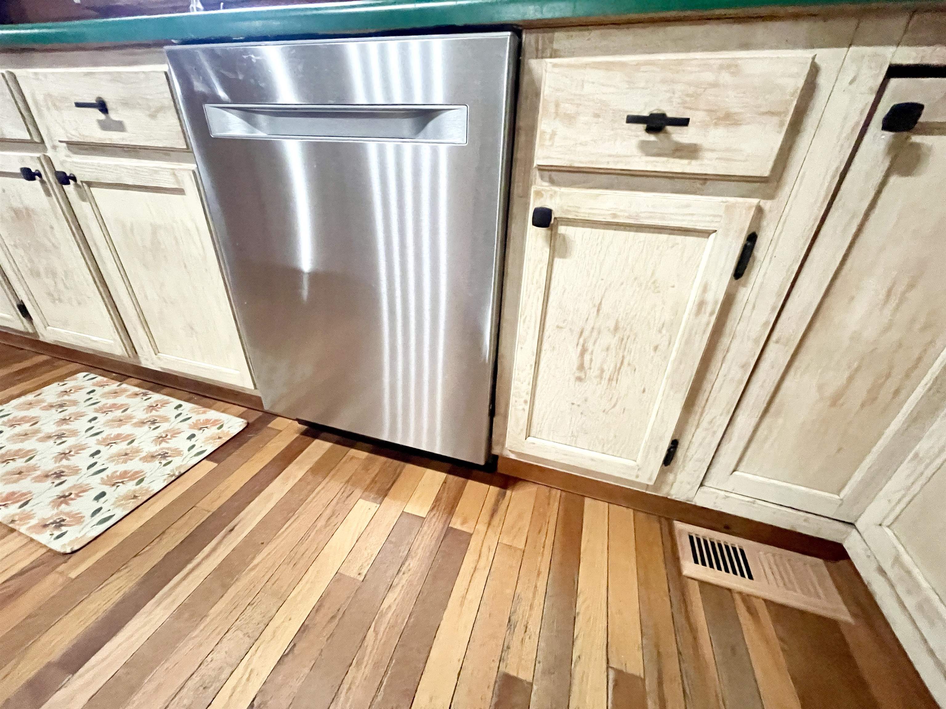 MOODY ESTATE - Residential