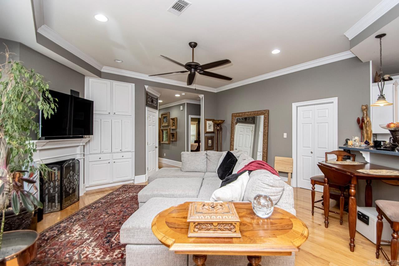 THE ARBORS AT STAGECOACH VILLAGE - Residential