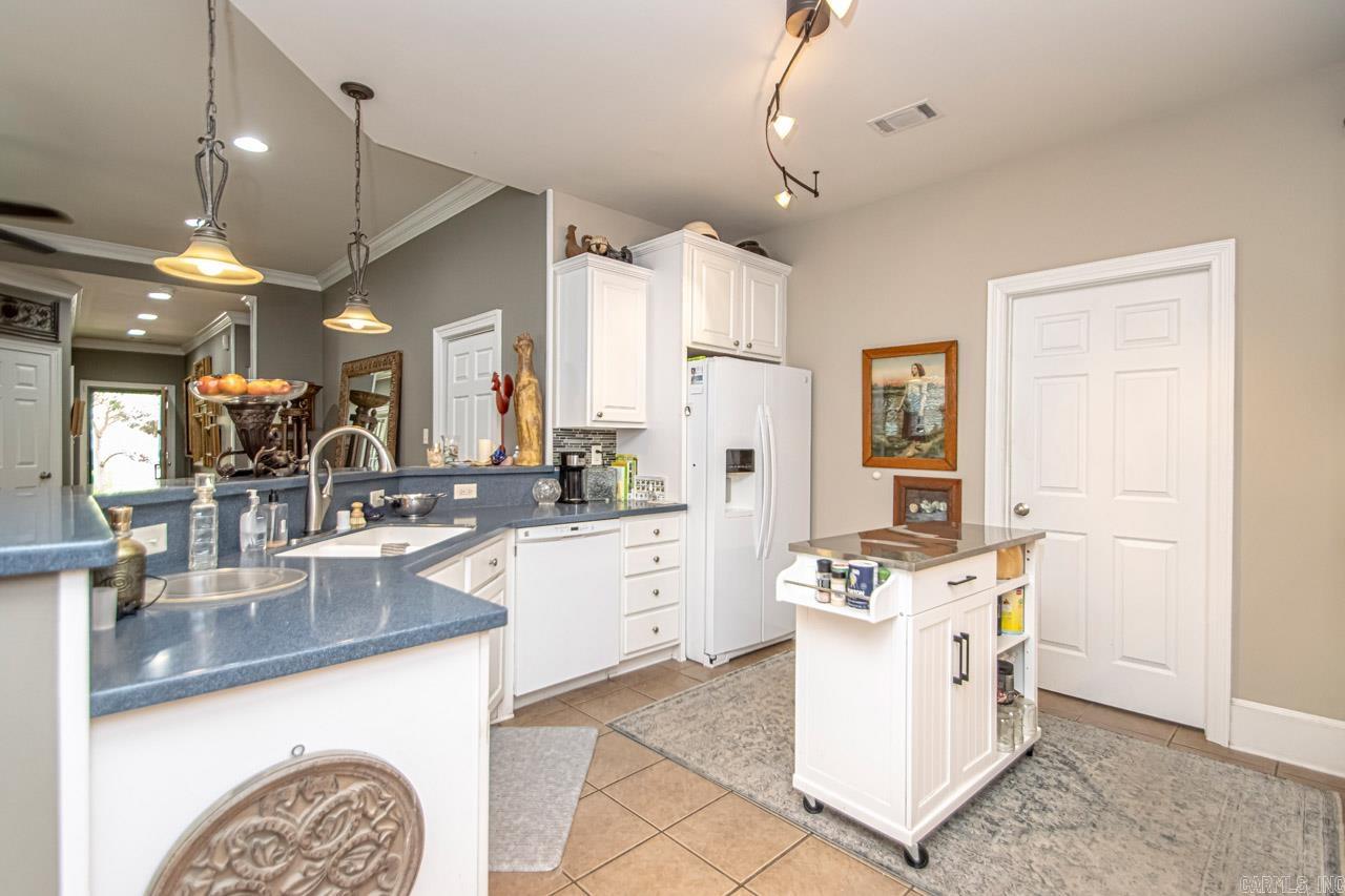 THE ARBORS AT STAGECOACH VILLAGE - Residential