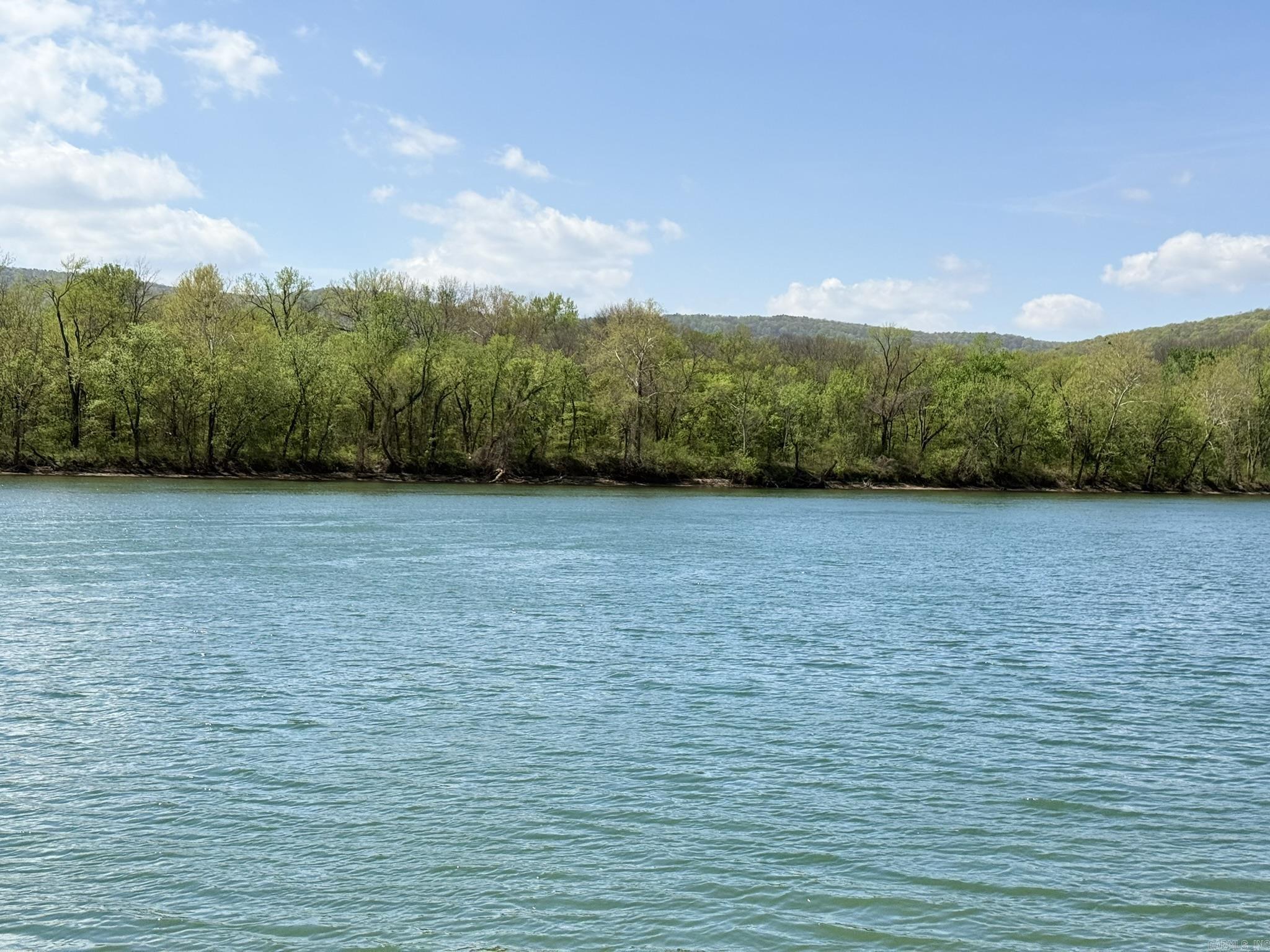 EAGLE BOTTOMS - Land