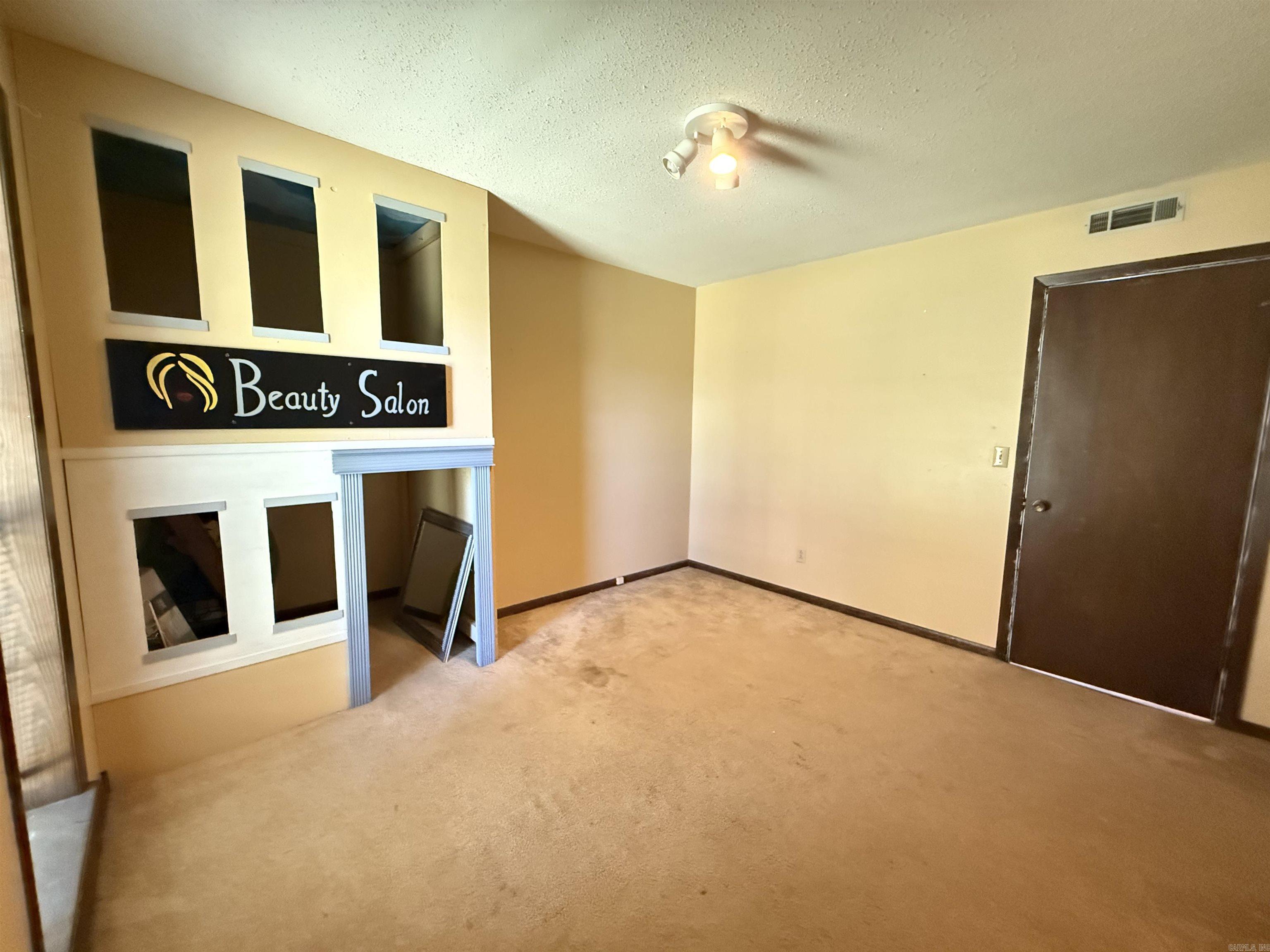 PIGGOTT - Residential