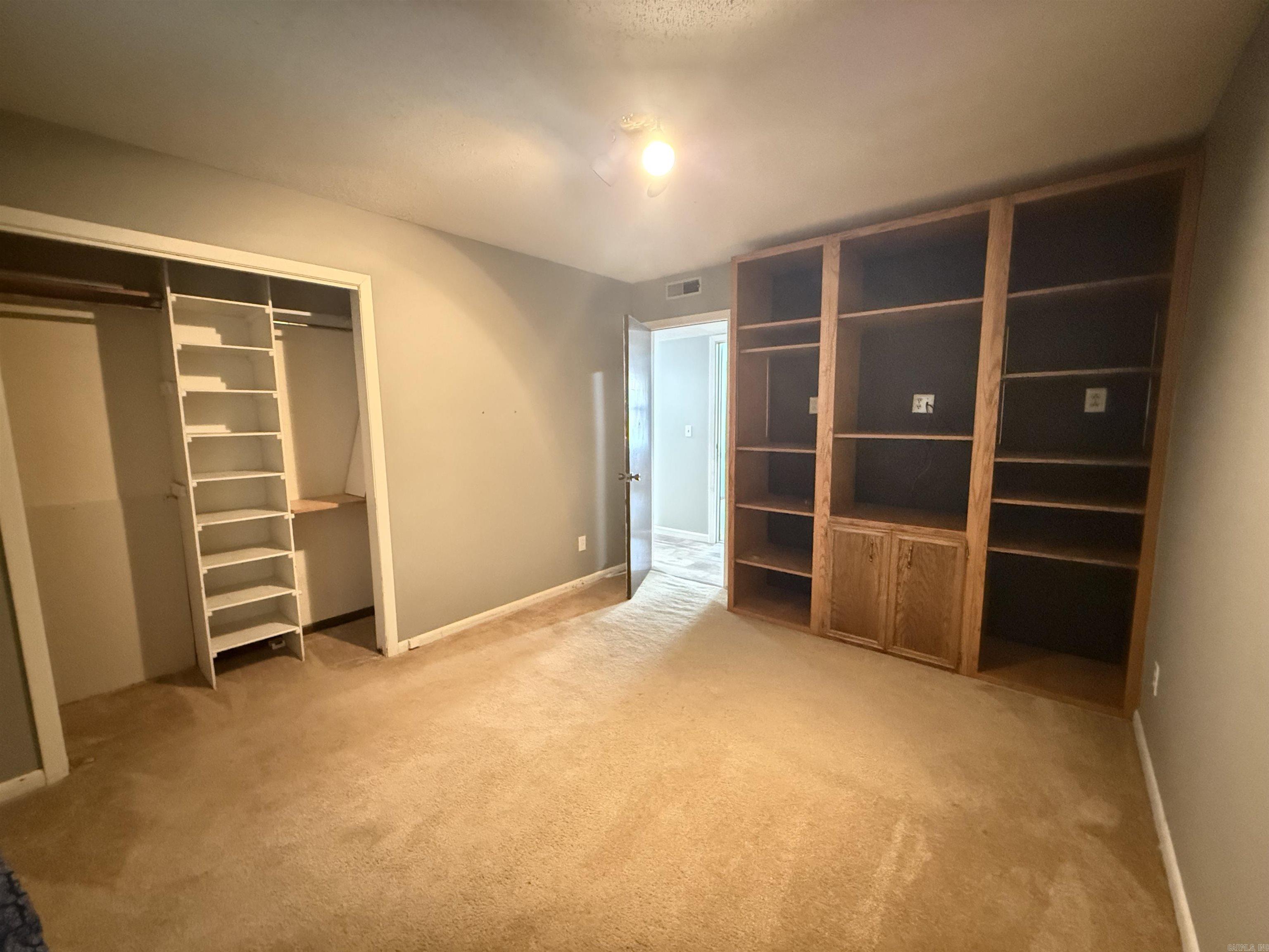 PIGGOTT - Residential