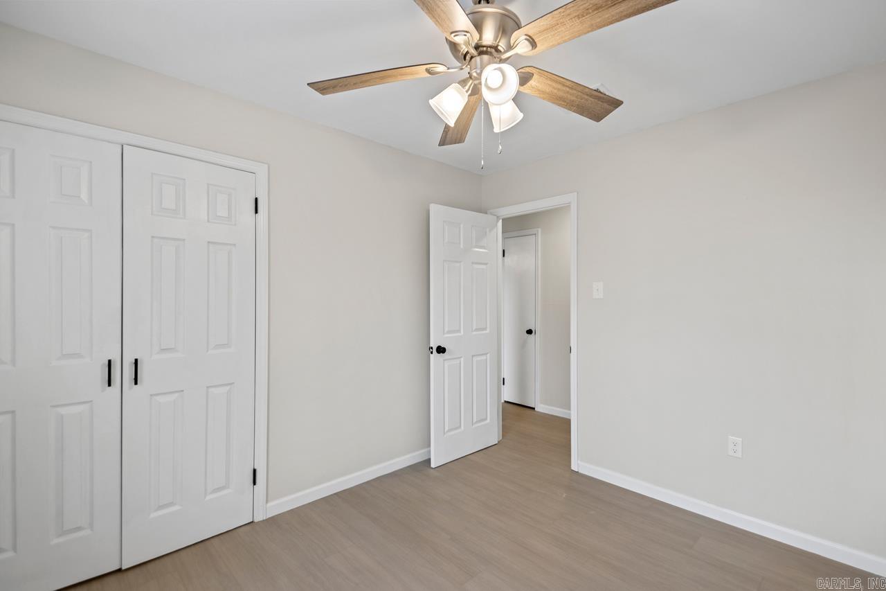 SMOKING OAKS ADD - Residential