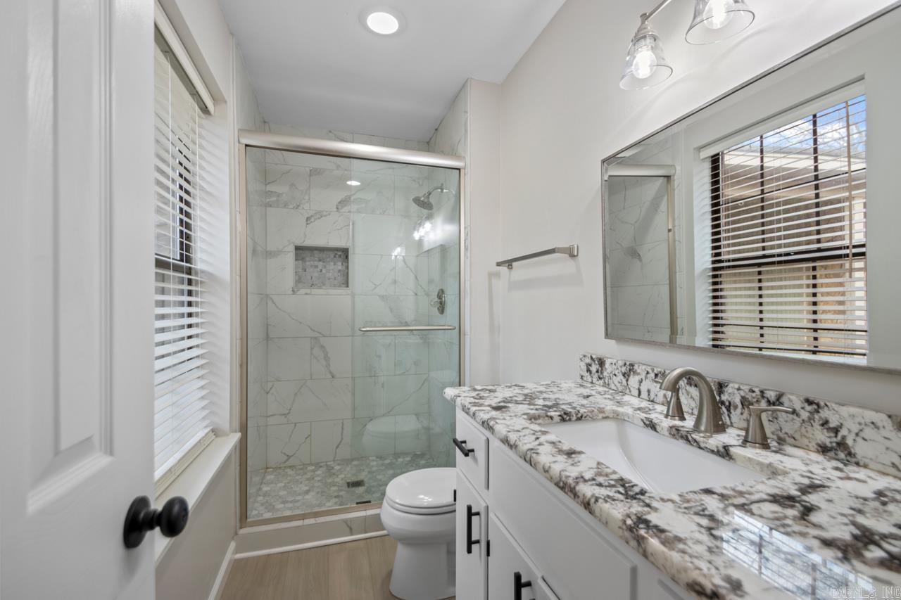 SMOKING OAKS ADD - Residential