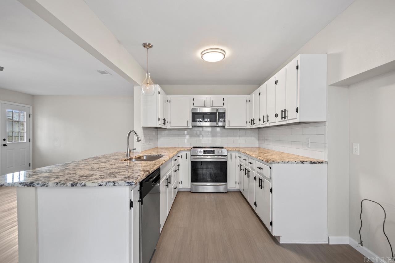 SMOKING OAKS ADD - Residential