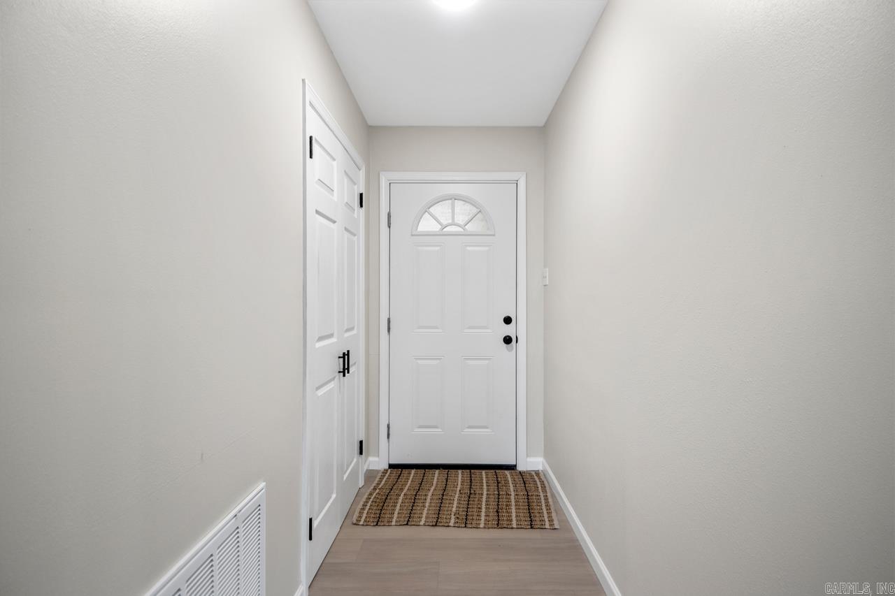 SMOKING OAKS ADD - Residential