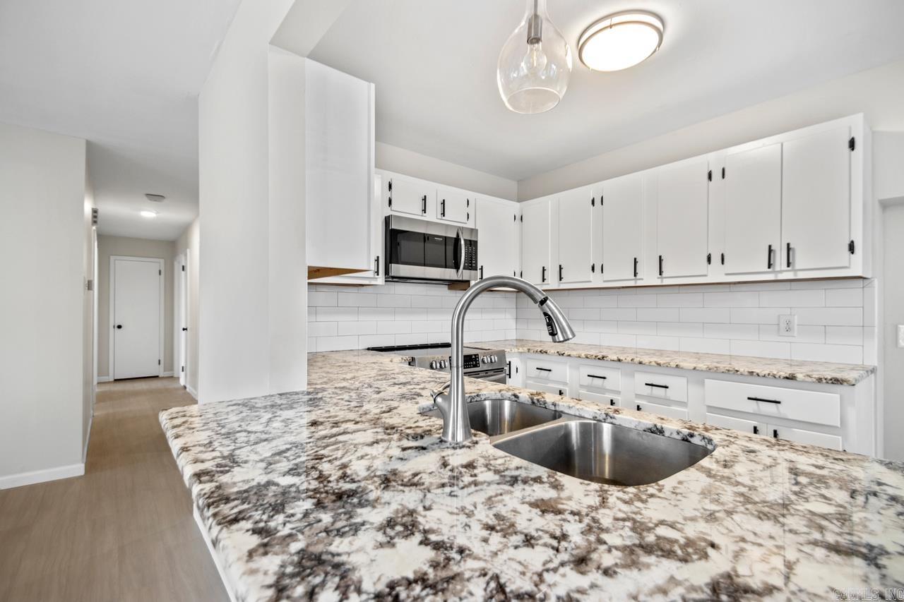 SMOKING OAKS ADD - Residential