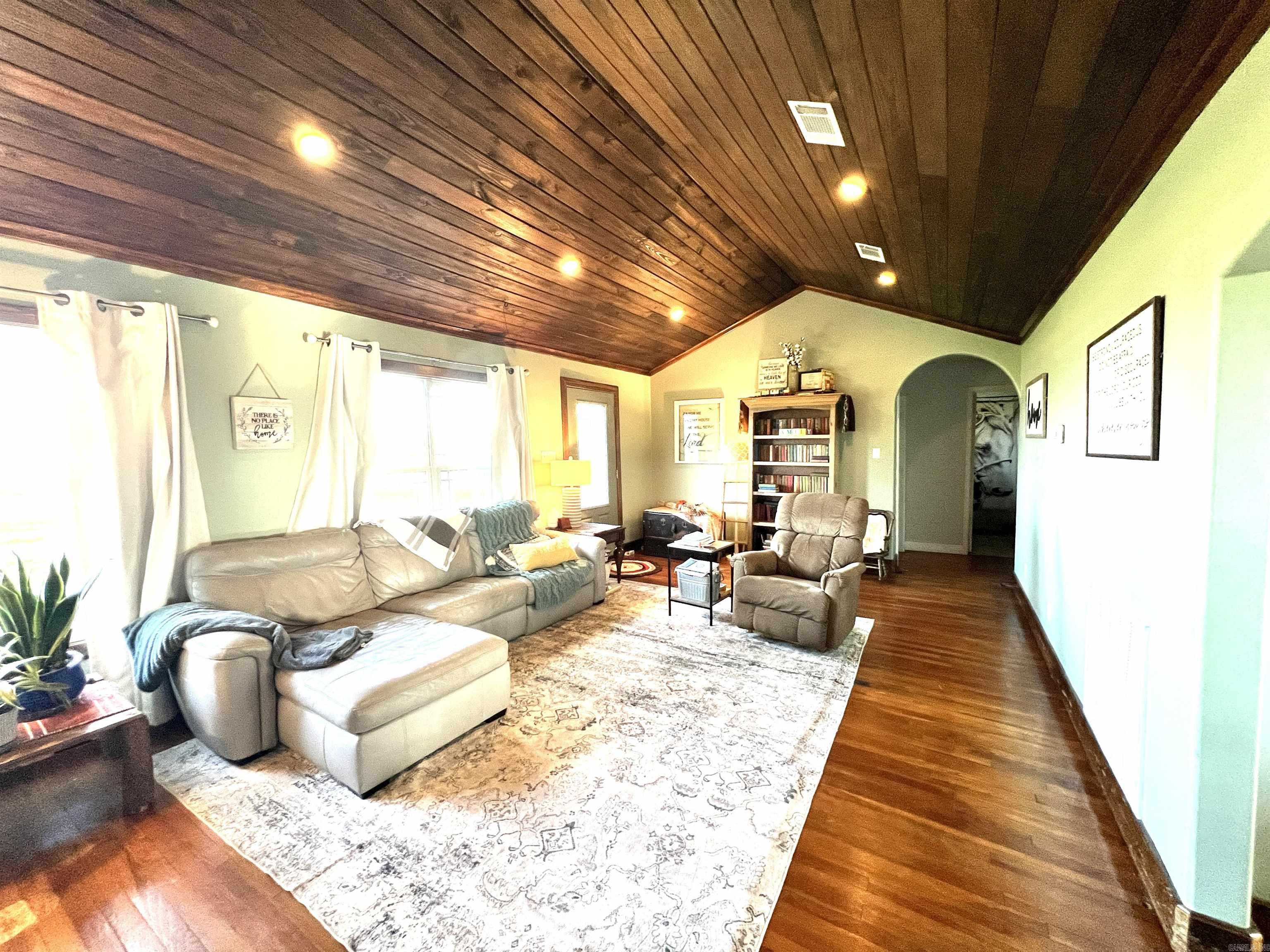 Metes & Bounds - Residential