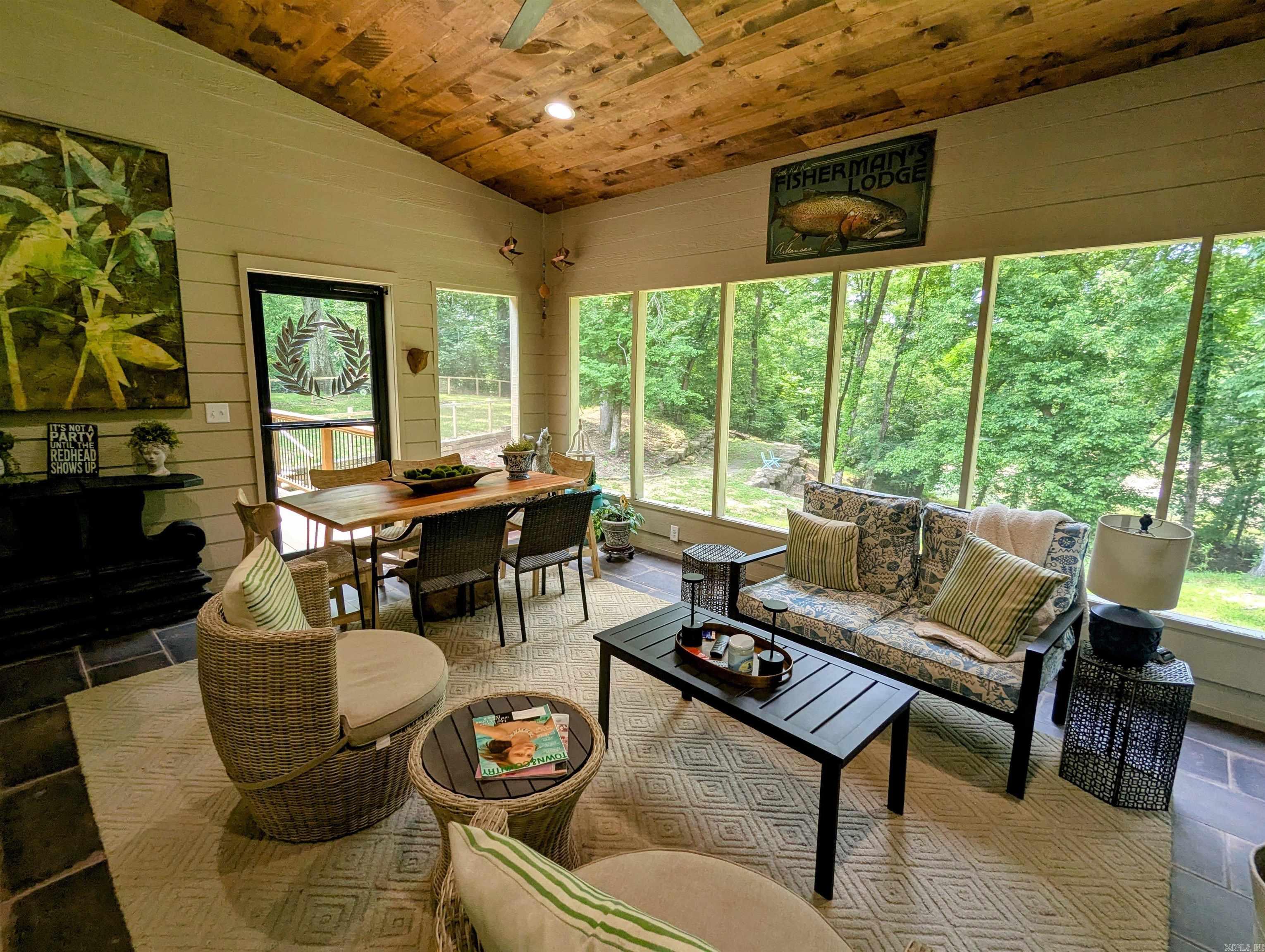 RIVER DRIVE ESTATES - SOUTH - Residential