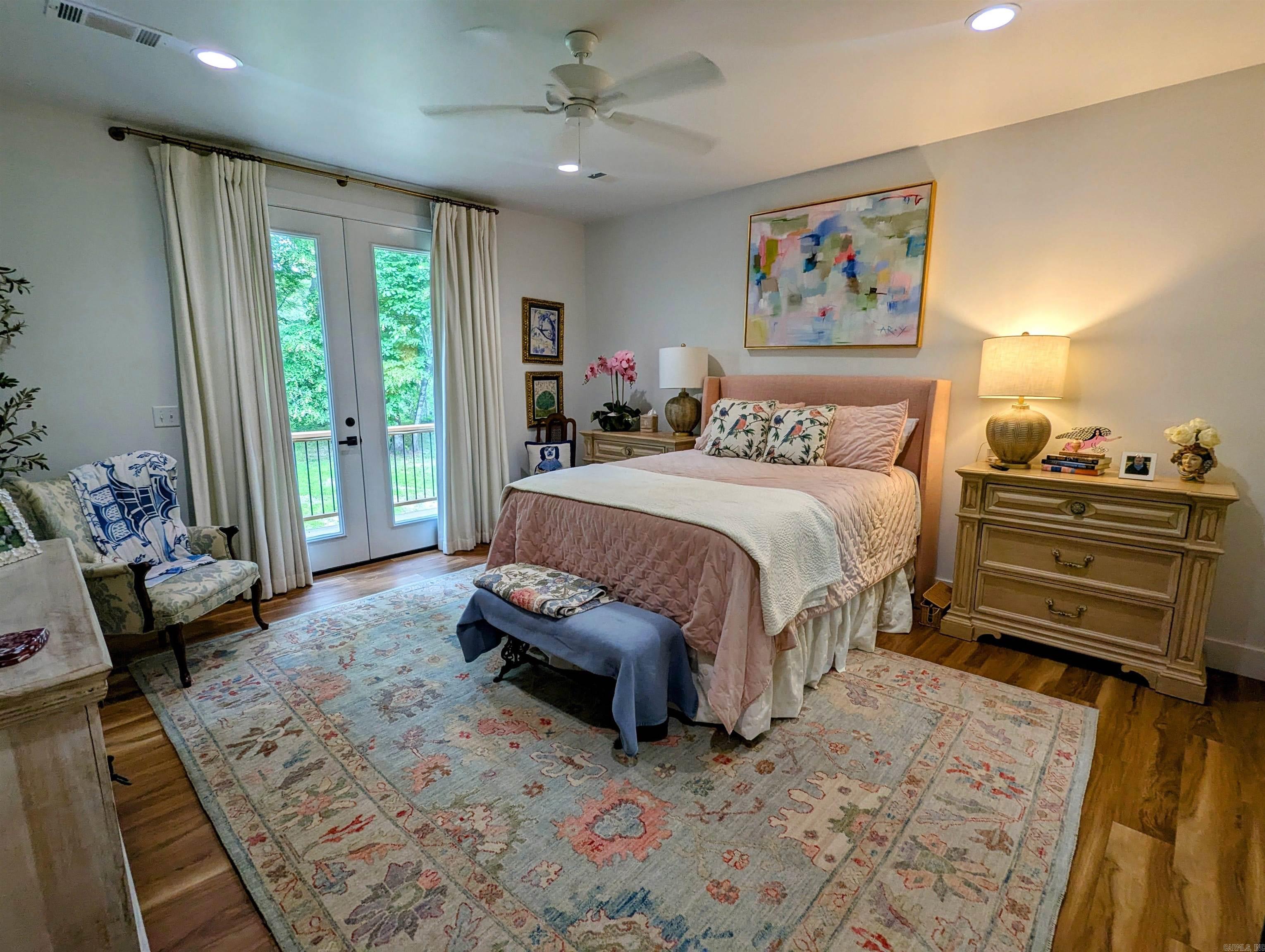 RIVER DRIVE ESTATES - SOUTH - Residential